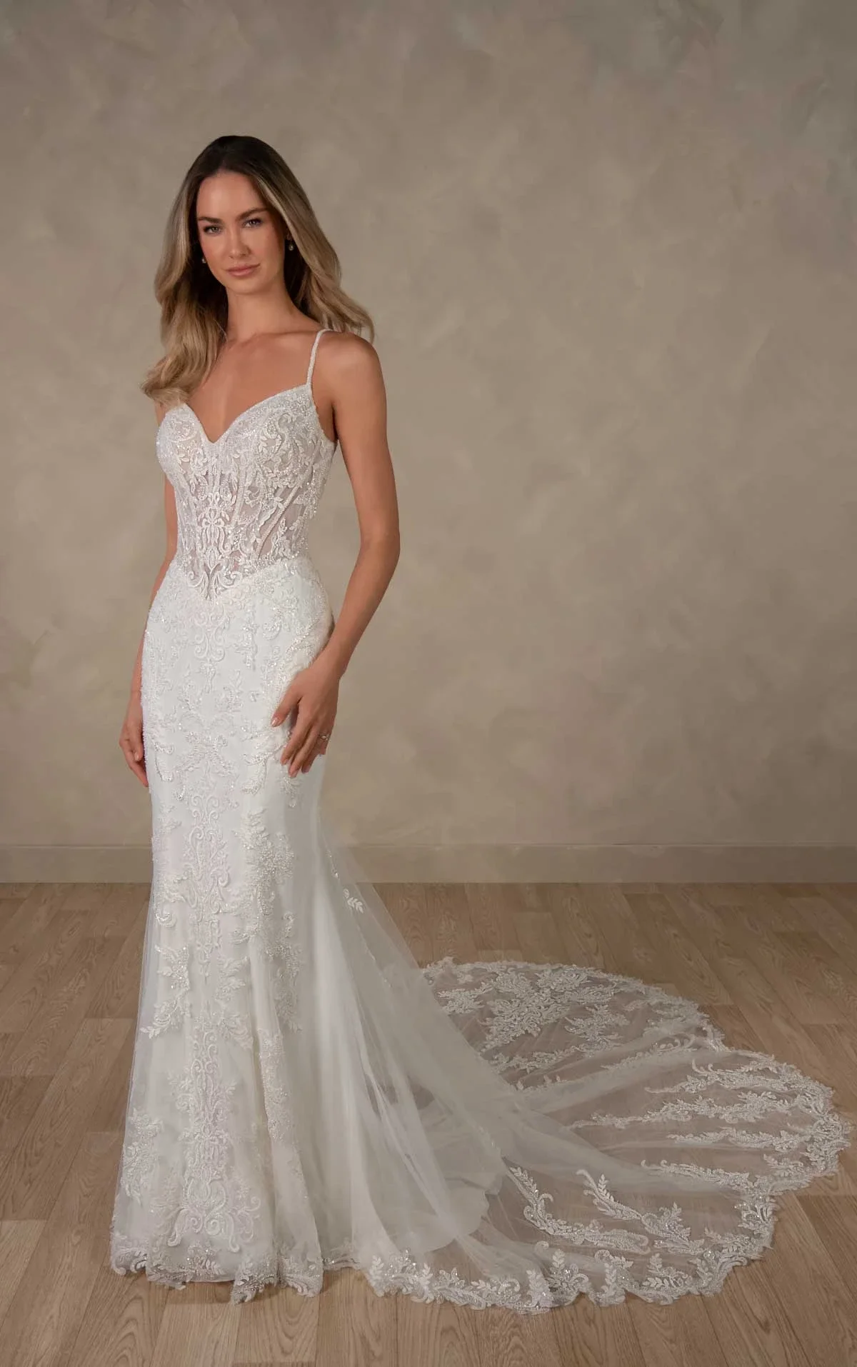 D4682-01.webp