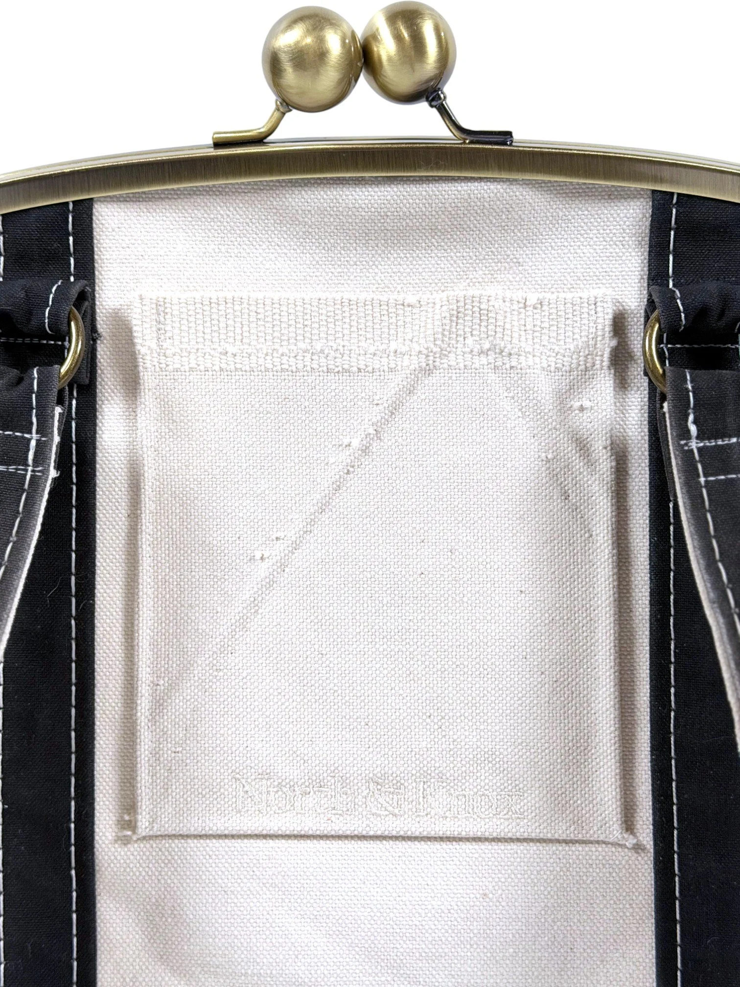 Kisslock tote Black IMG_0546.jpg