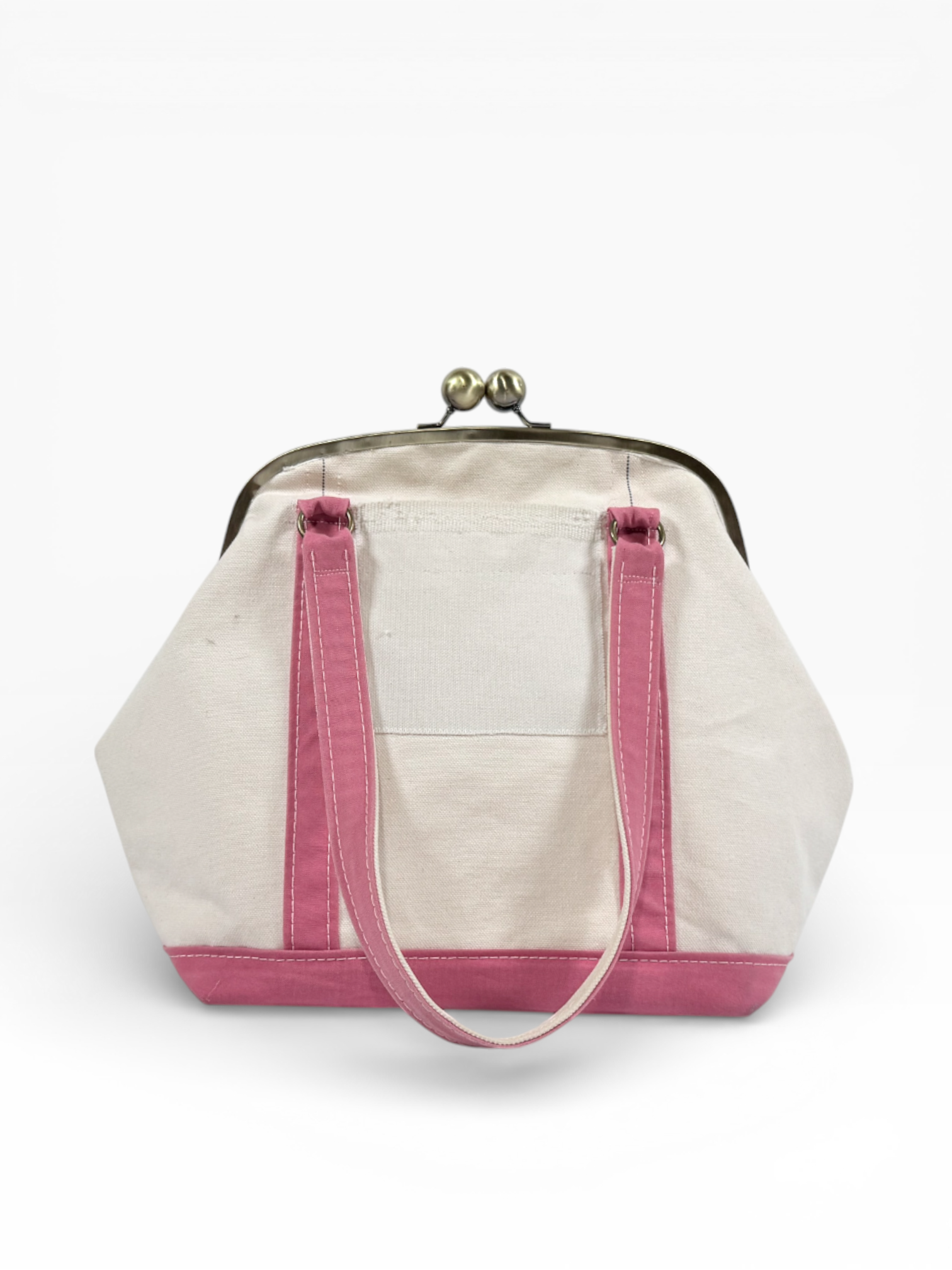 Kisslock tote IMG_0420.png