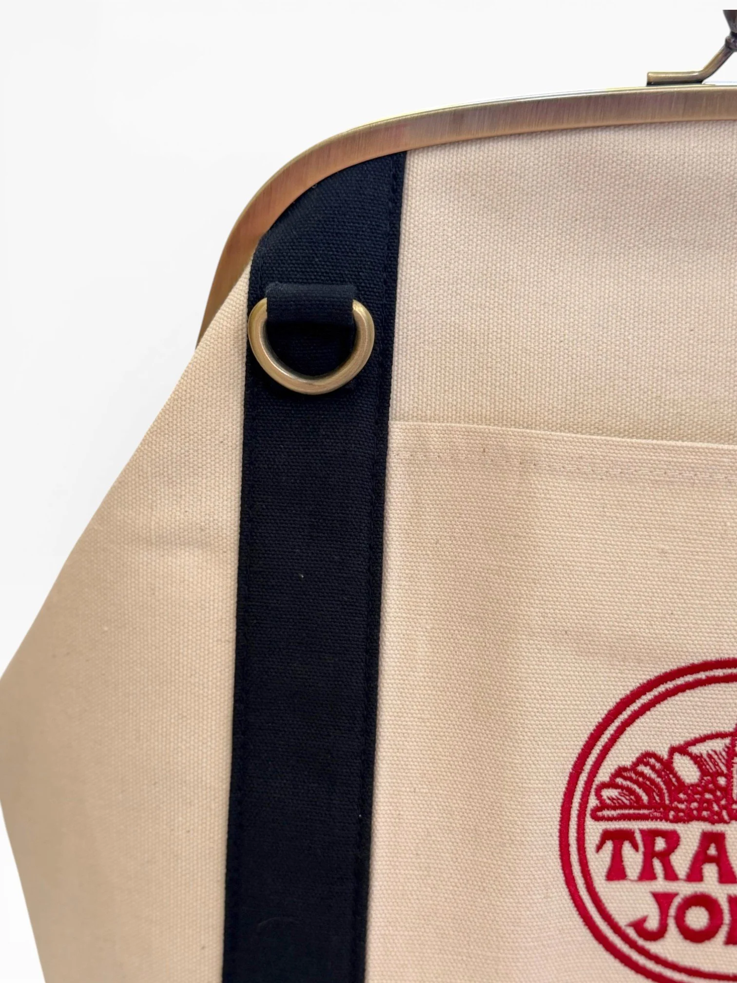 trader joe kisslock removable strapIMG_2160.jpg