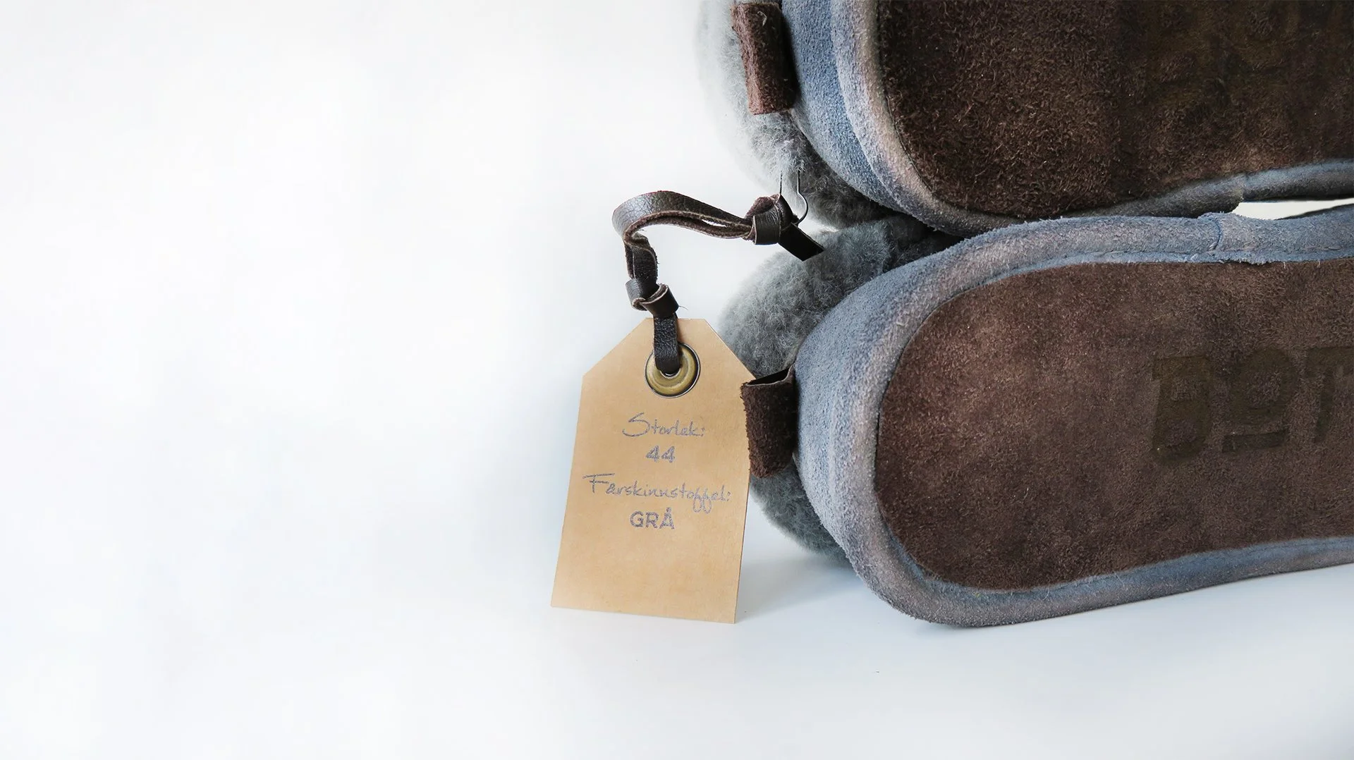 Botvid slipper product made from reclaimed leather
