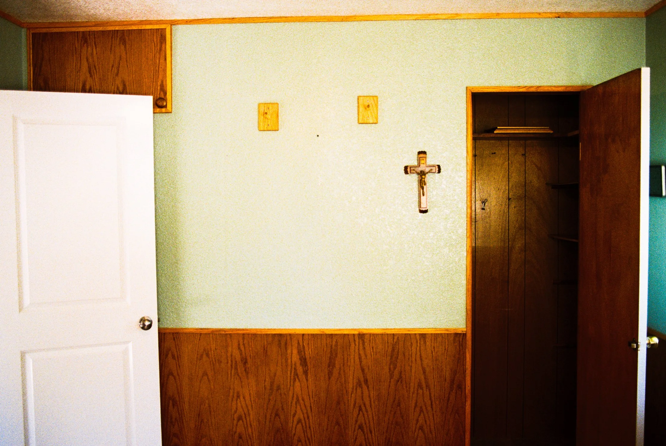 estate sale, bishop ca, 2025