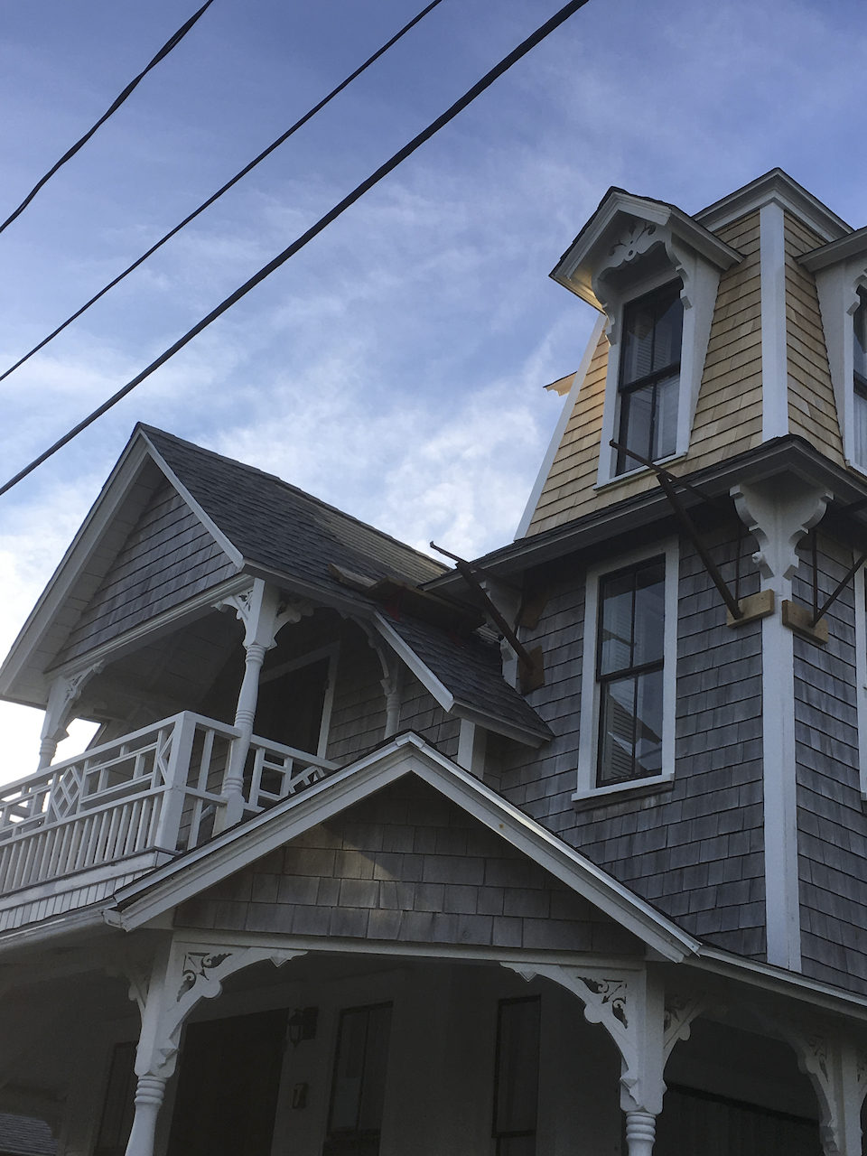 Custom home design-build exterior Oak Bluffs, MA Martha's Vineyard | Veng Design and Remodel MV