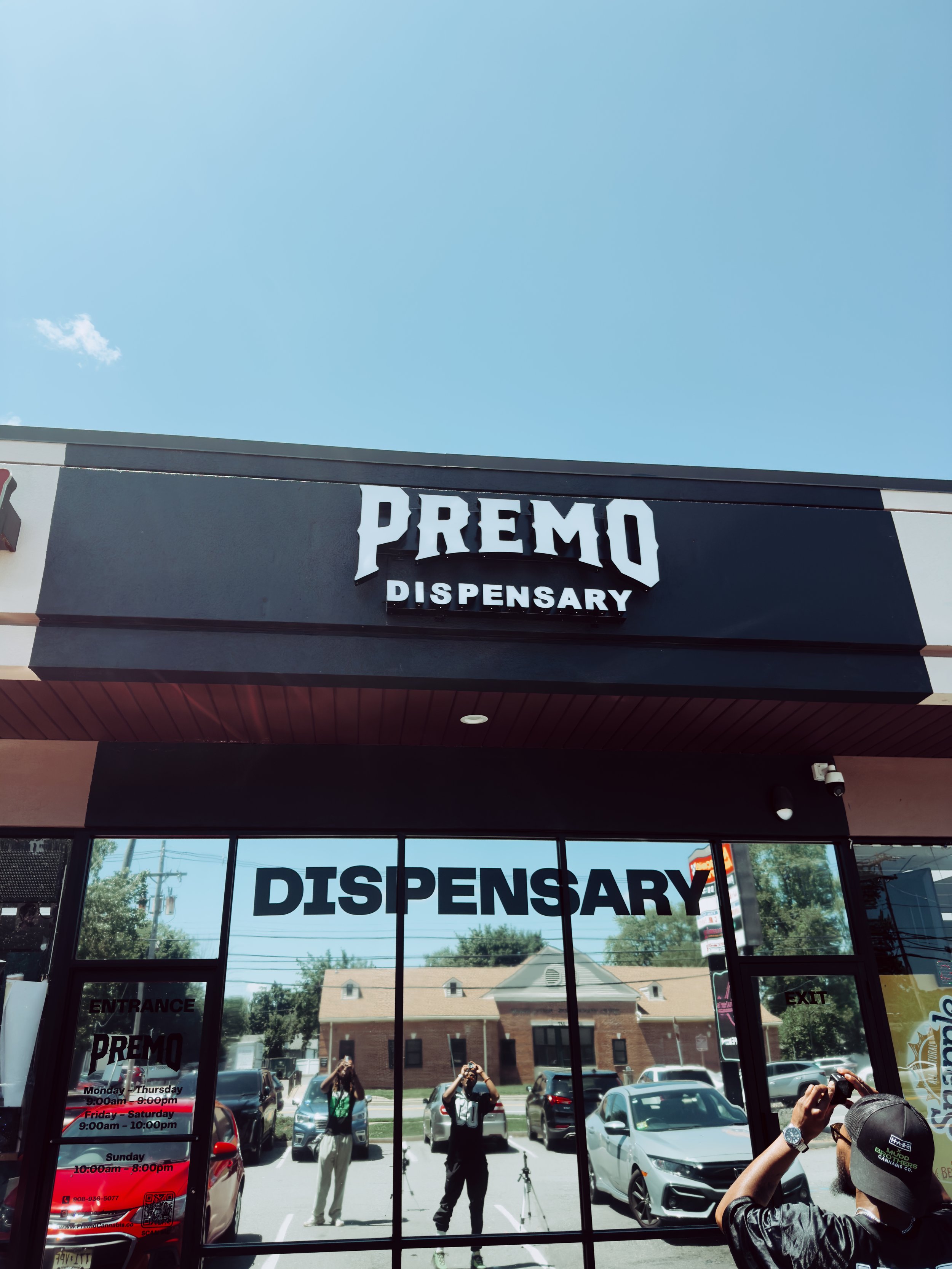 A N.J. cannabis retailer is expanding to Dover and throwing a month-long party to celebrateS