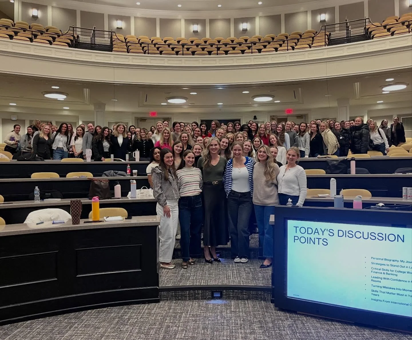 Last night, we had the pleasure of welcoming Annie Daniel, Head of Multinational Corporate Banking at PNC, for her presentation &ldquo;Skills and Strategies to Stand Out and Succeed in Your Career.&rdquo; 💼✨

Annie&rsquo;s presentation challenged us