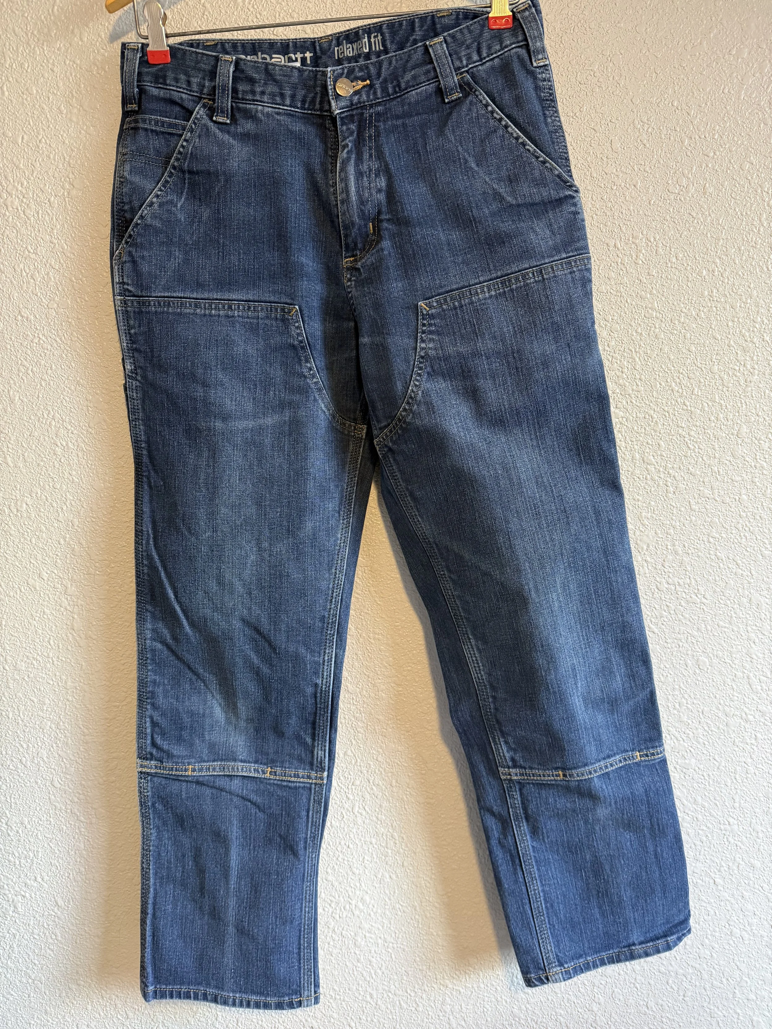 Carhartt - double-knee carpenter pants
(SOLD)