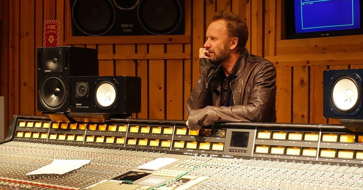 Sting Rocks Again