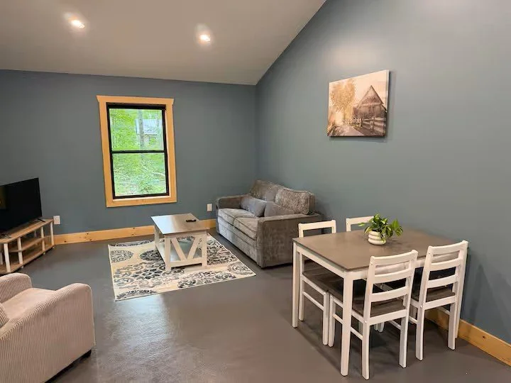 cabin 6-6 - Copy.jpg