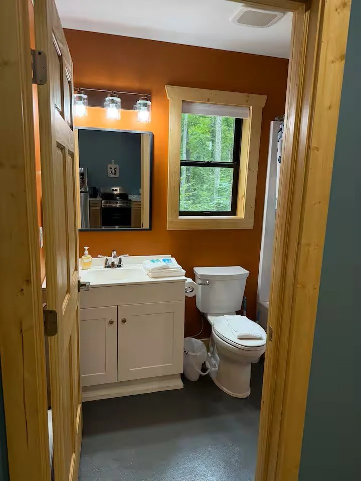 cabin 6-10.jpg