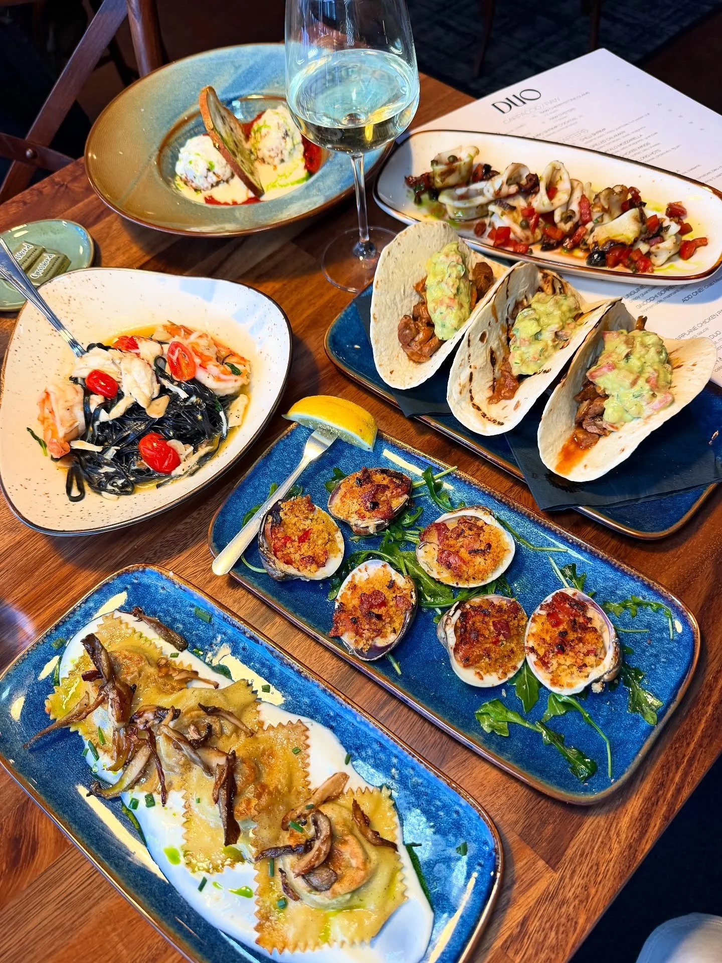 When you can't decide on what you want, so you order everything for the table!😋

#duohaddontownship #haddontownshipnj #southjerseyfoodscene #njresturants #newjerseydining