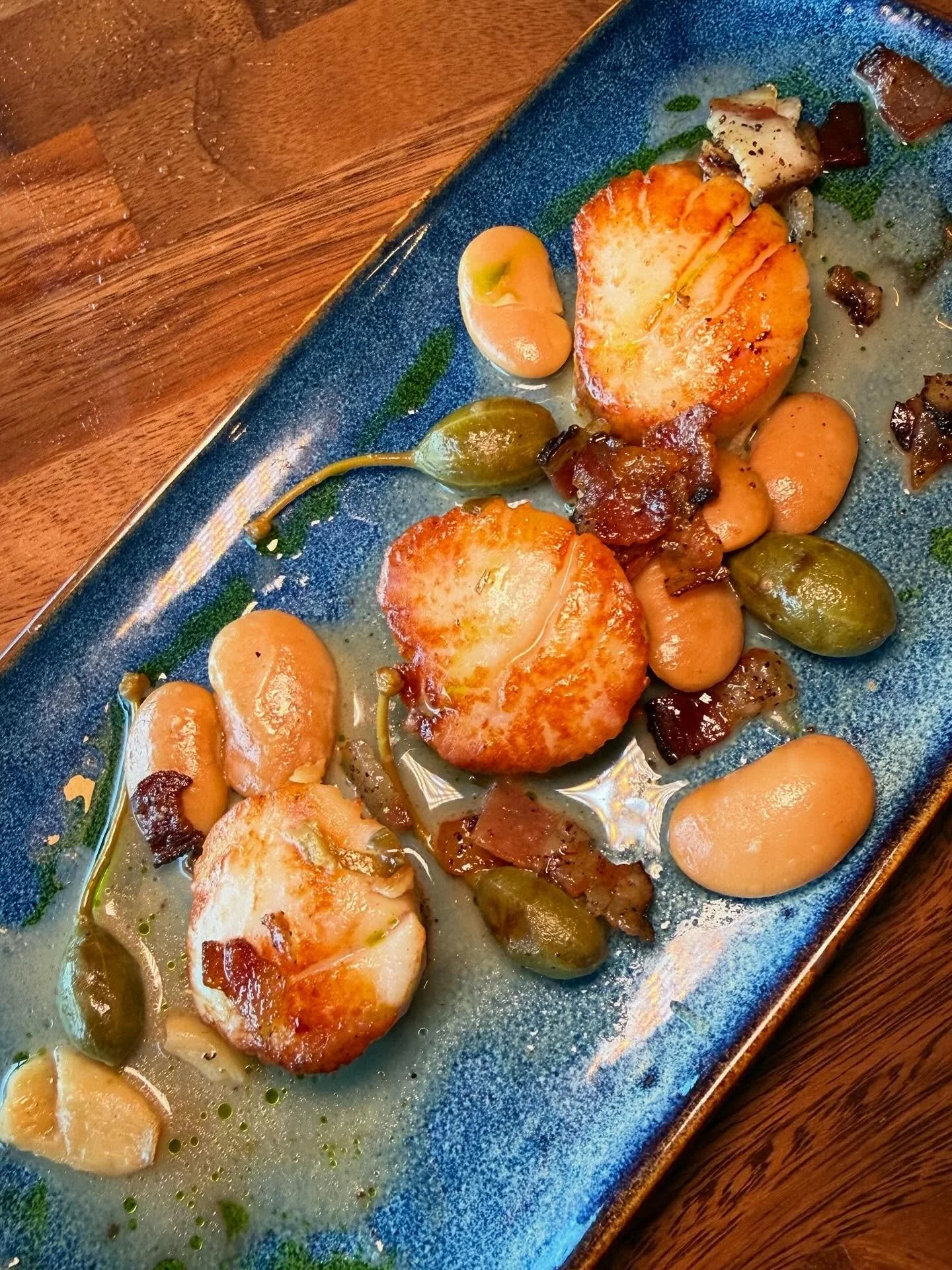 Fresh scallops straight from Long Beach Island! It doesn't get better than this! 🌊🍴