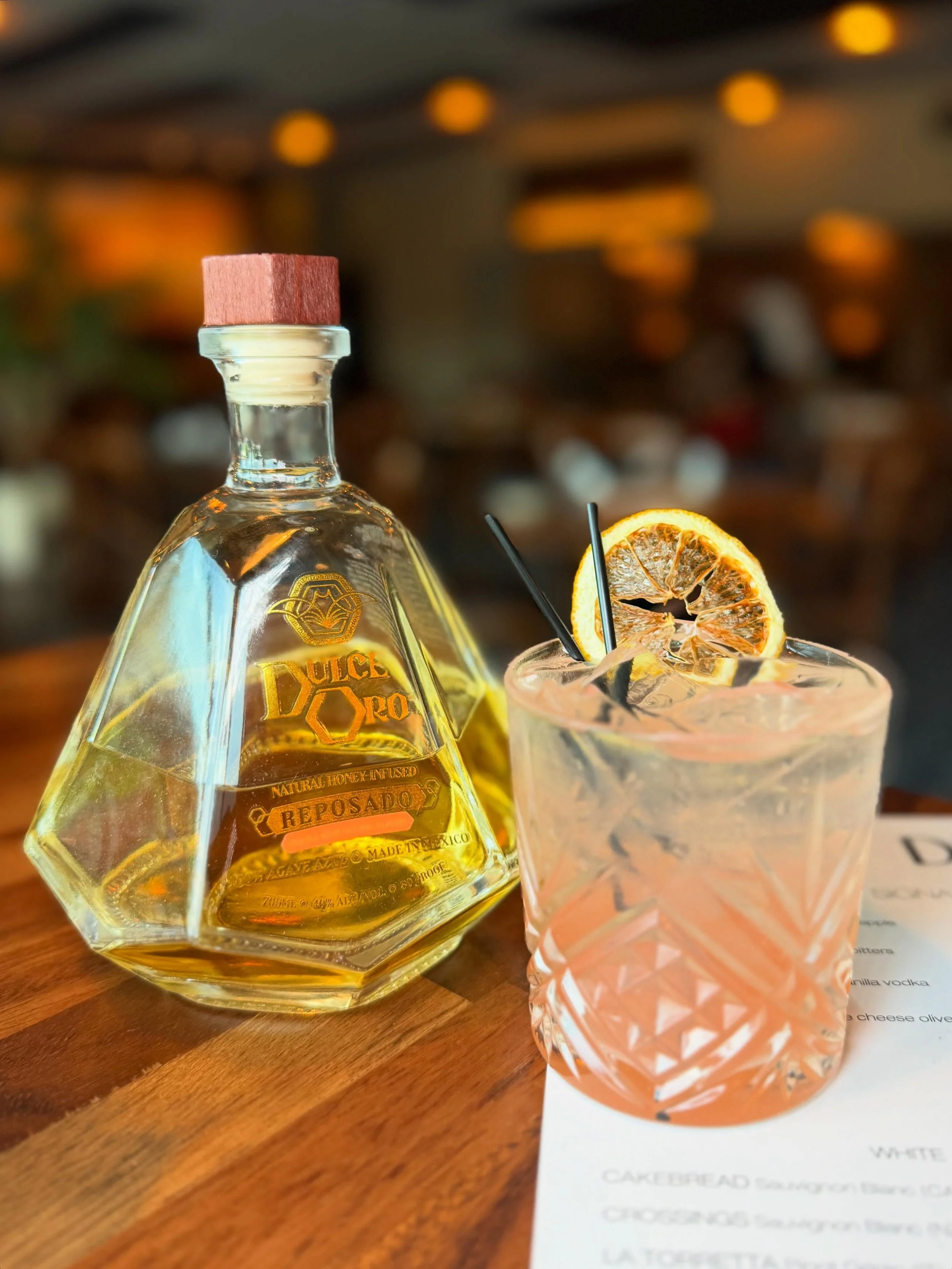 Sip your way through hump day with Duo&rsquo;s signature Paloma featuring @drinkdulceoro honey-infused tequila! 🥃🍋&zwj;🟩