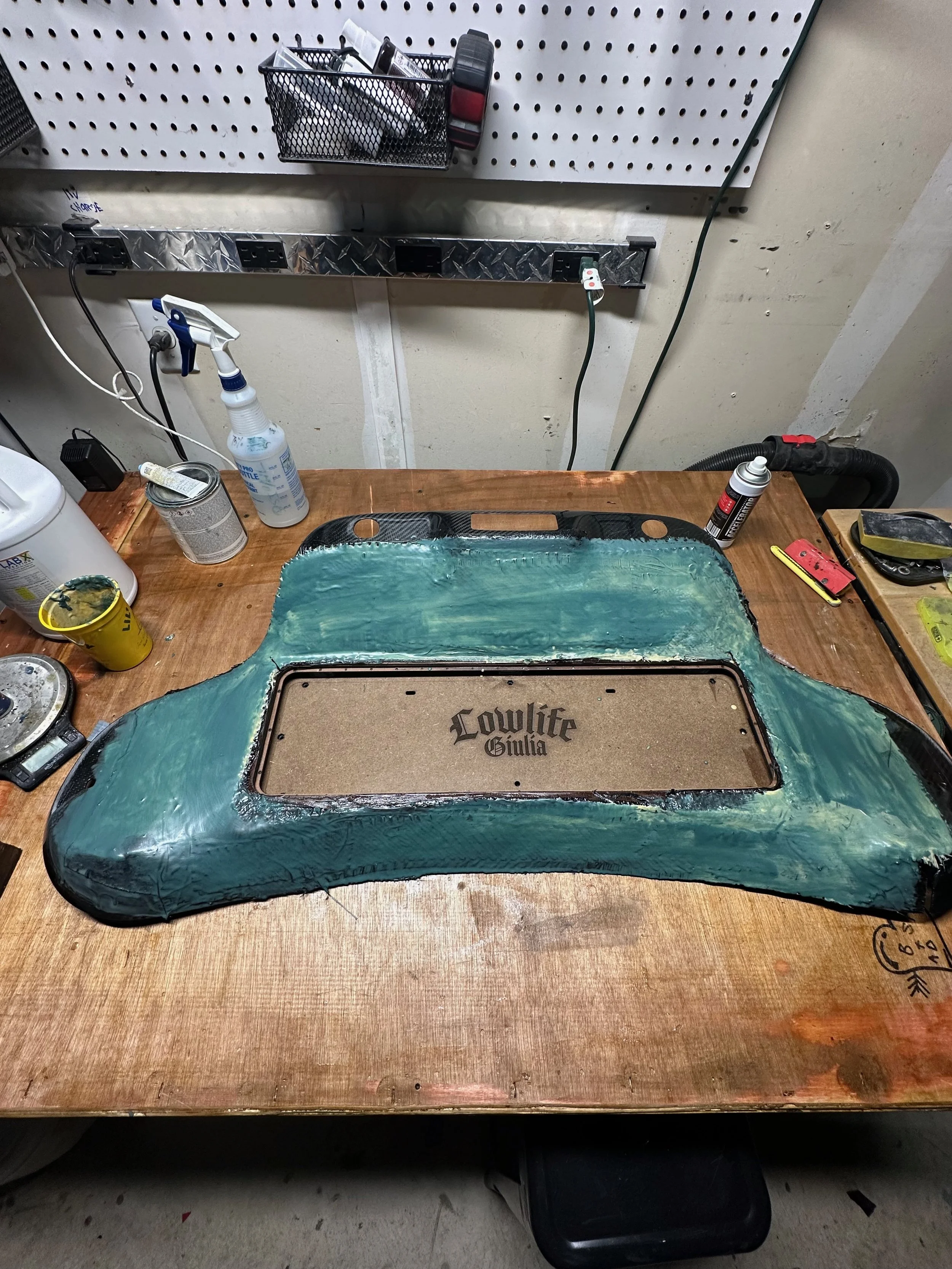 S550 Desklid004.jpeg