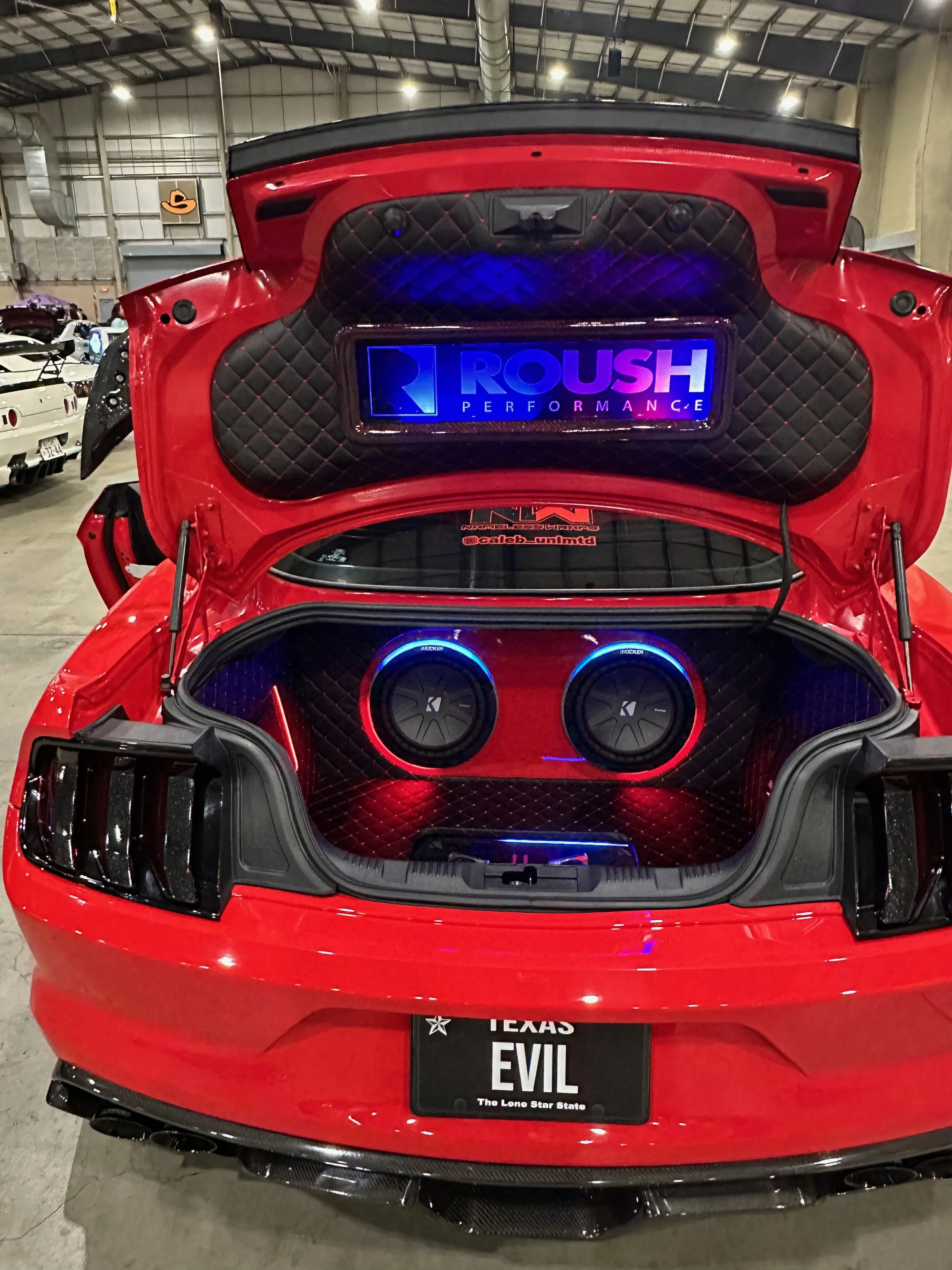 S550 Desklid012.jpeg