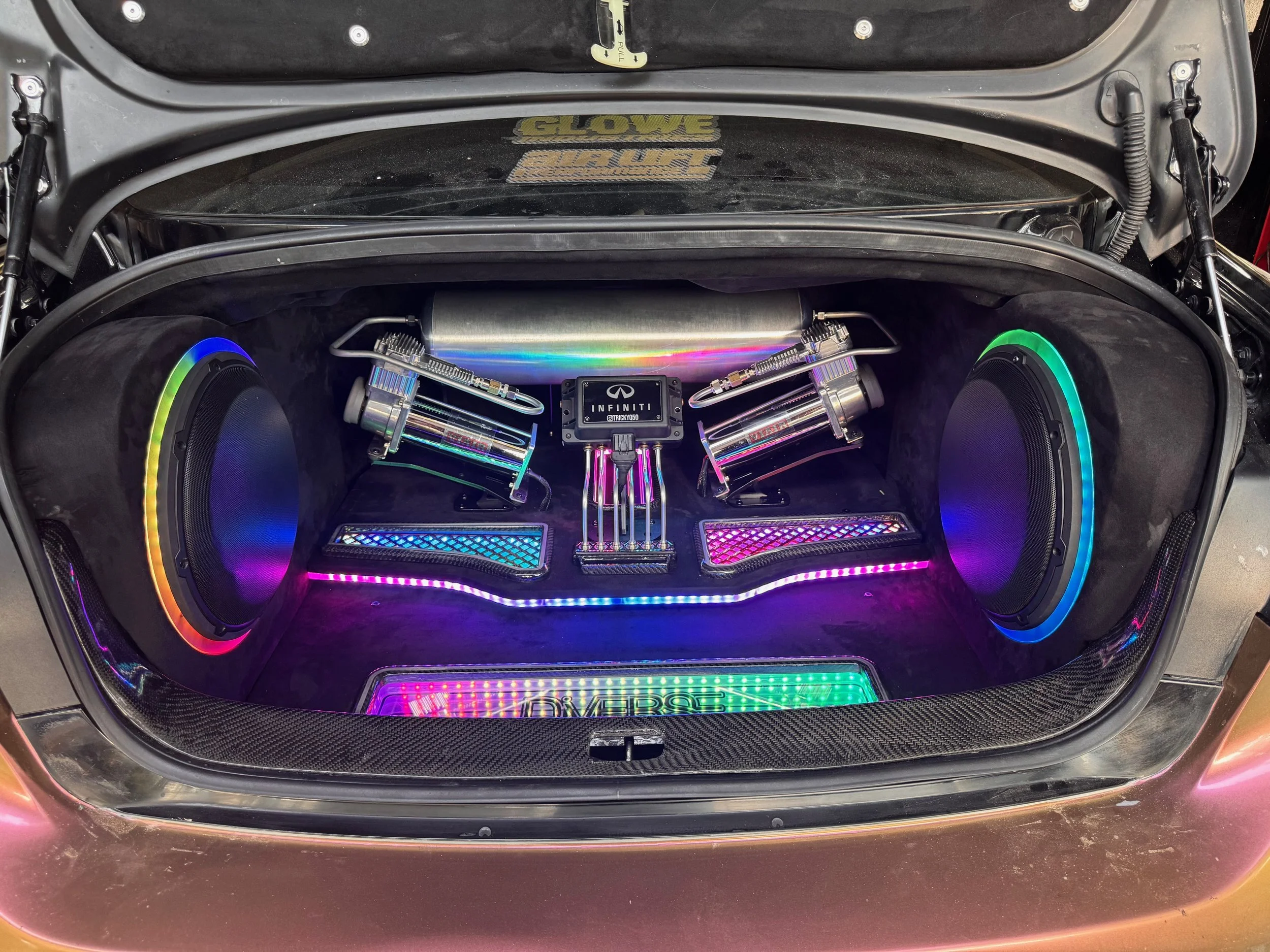 Infiniti q50 Trunk display