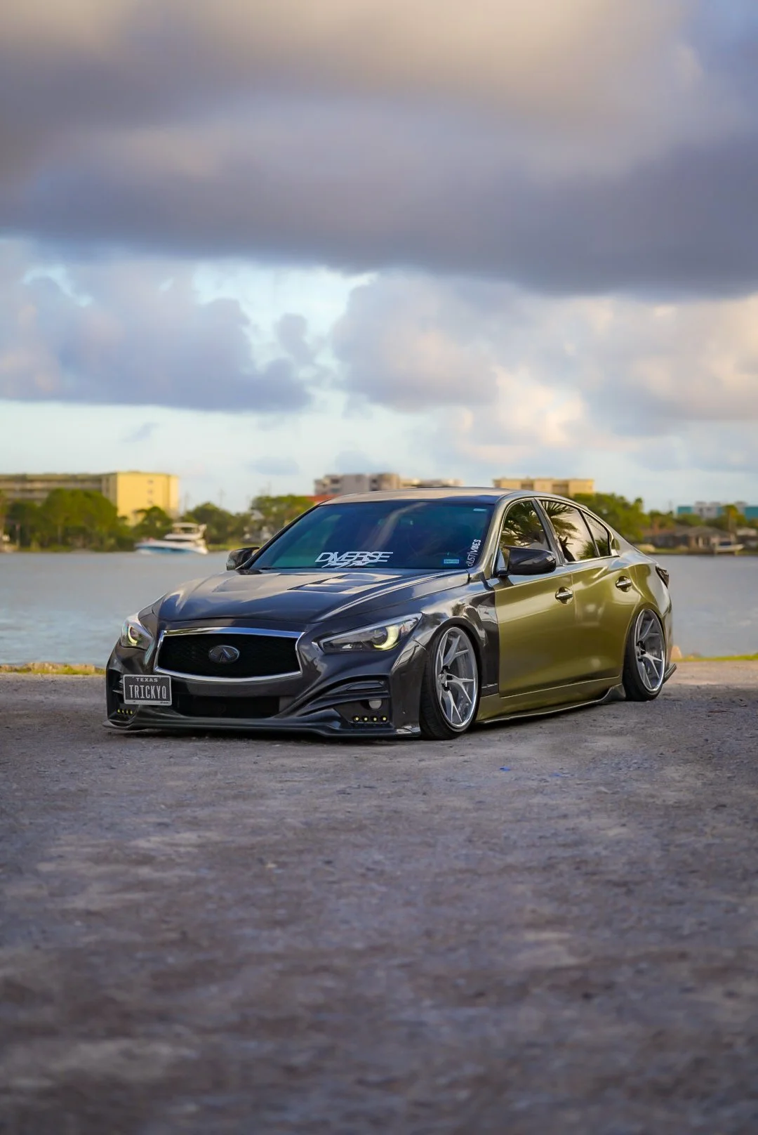 Infiniti q50 Trunk display