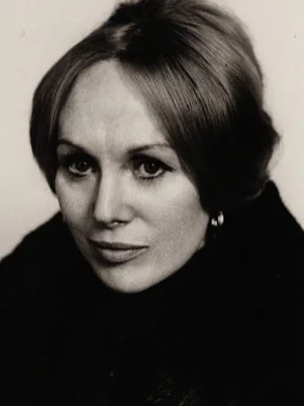 New episode out tomorrow. Dave speaks with Ben Shenton about his upbringing in Australia&rsquo;s most notorious cult, The Family, founded by Anne Hamilton-Byrne, who claimed to be a Christ figure. 

Ben reflects on the influences that shaped Anne and