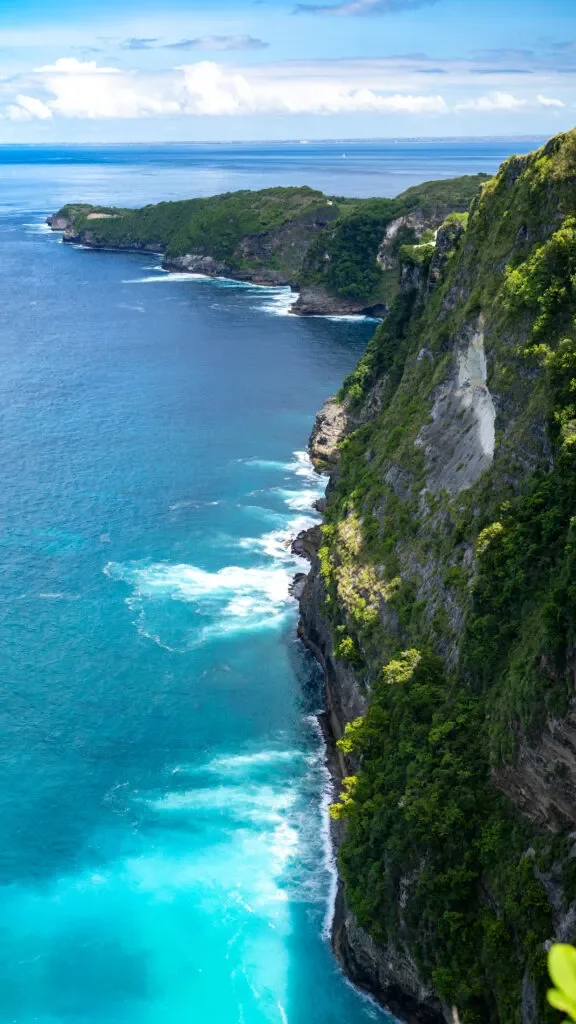nusa-penida-najlepsze-atrakcje-576x1024.jpg.webp