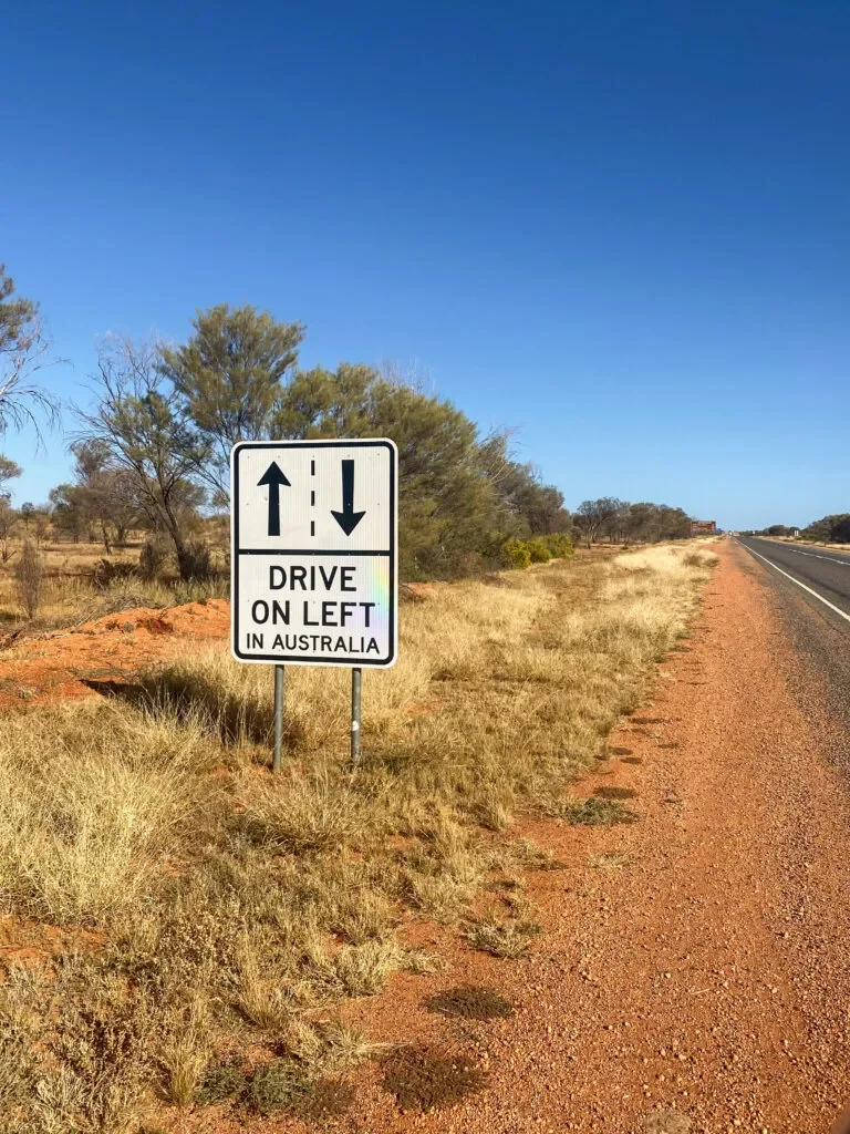 jazda-po-lewej-stronie-w-australii.webp