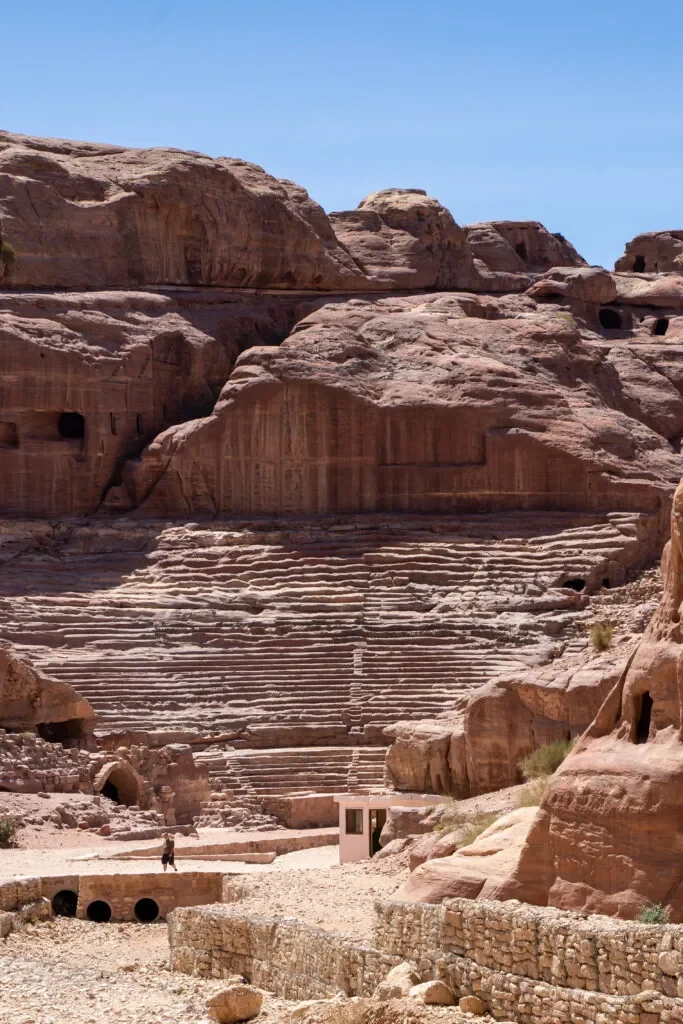 petra-atrakcje-683x1024.jpg.webp