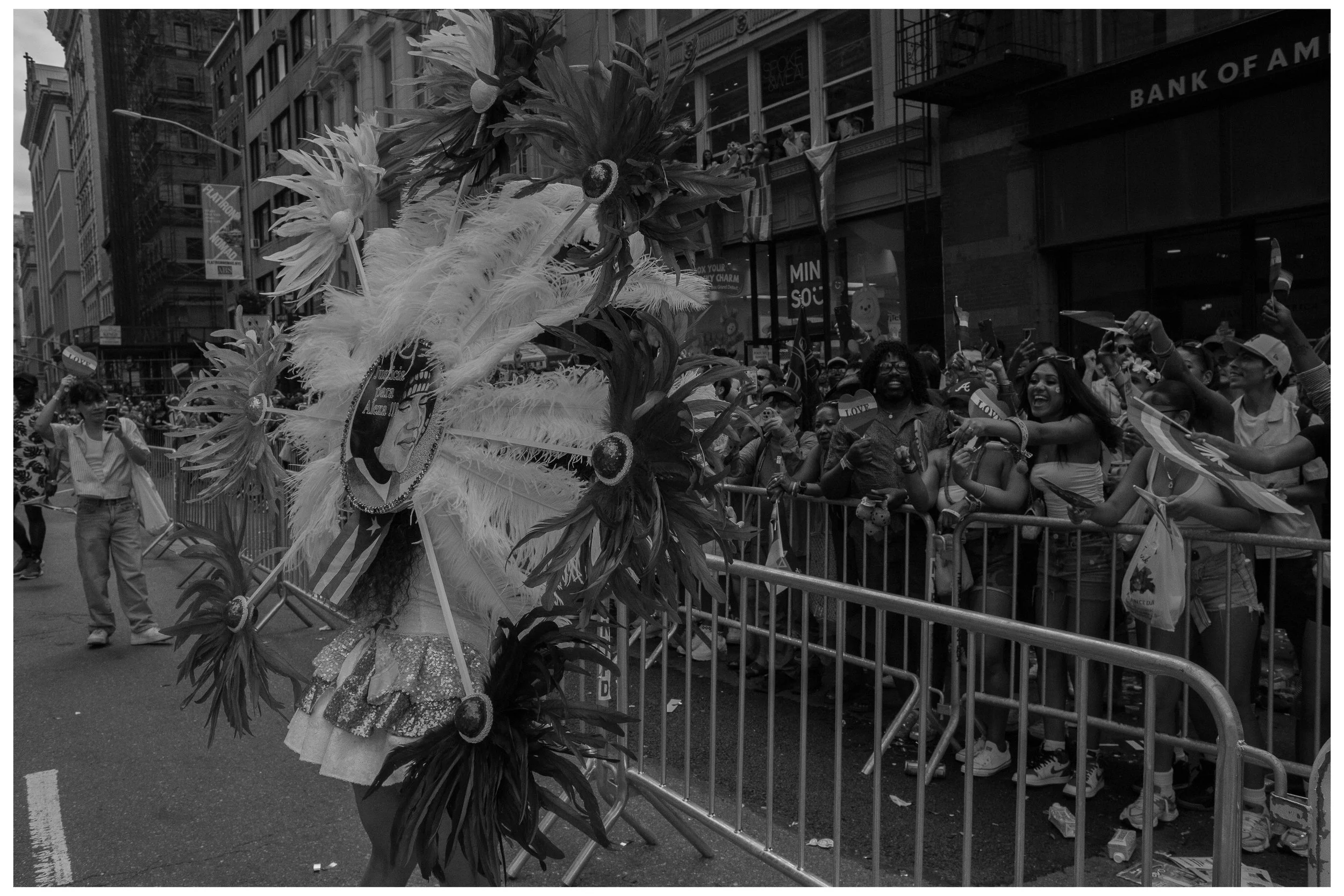 Pride Parade2700.jpg
