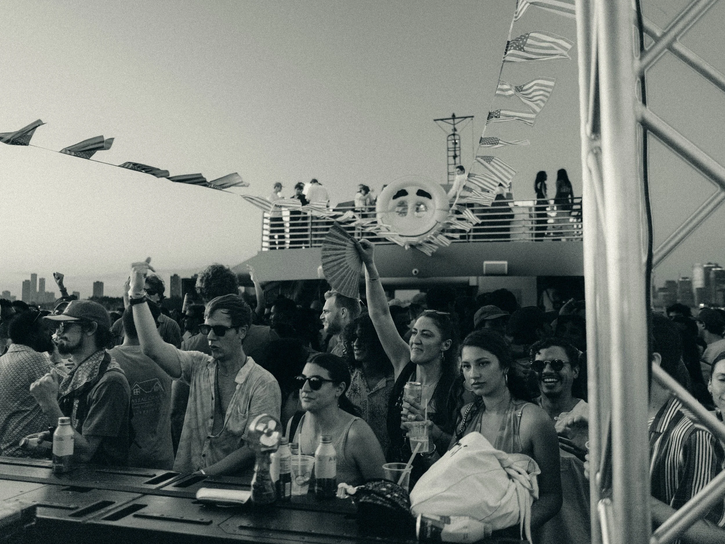 Resolute Boat Party Session-15.jpg