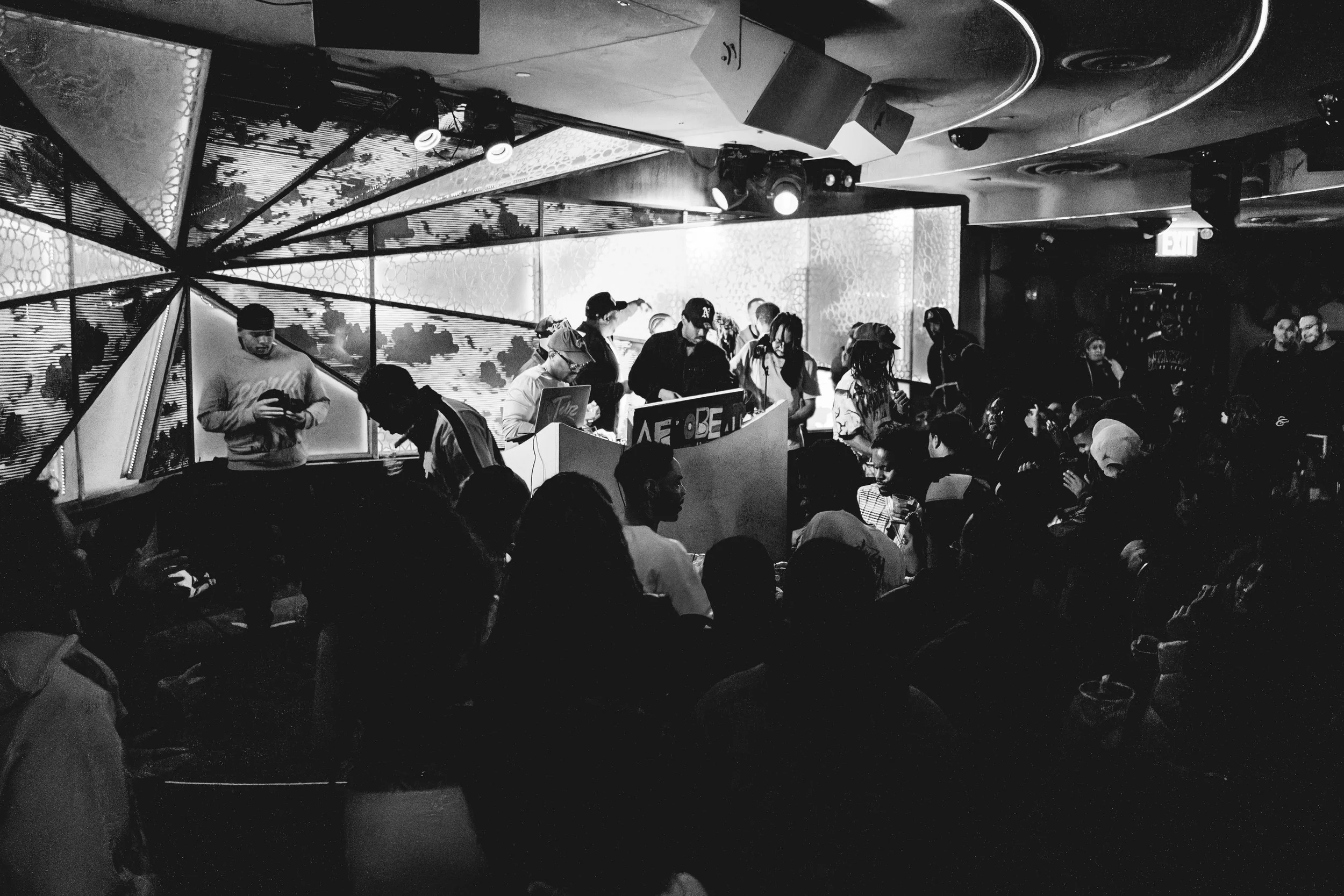 Sultan Room Concerts07105.jpg