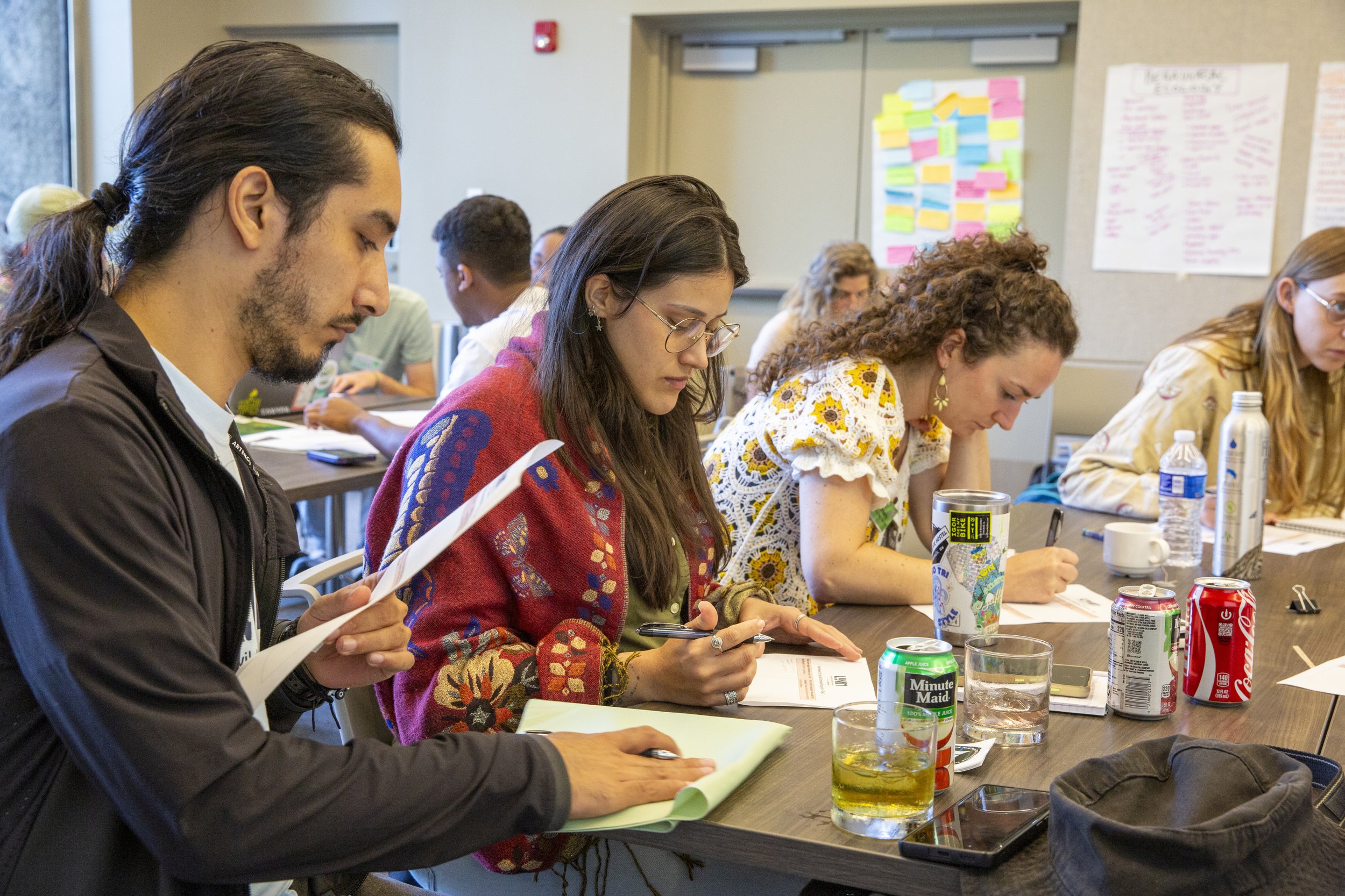 UWIN members collaborate on solutions to human-wildlife coexistence 