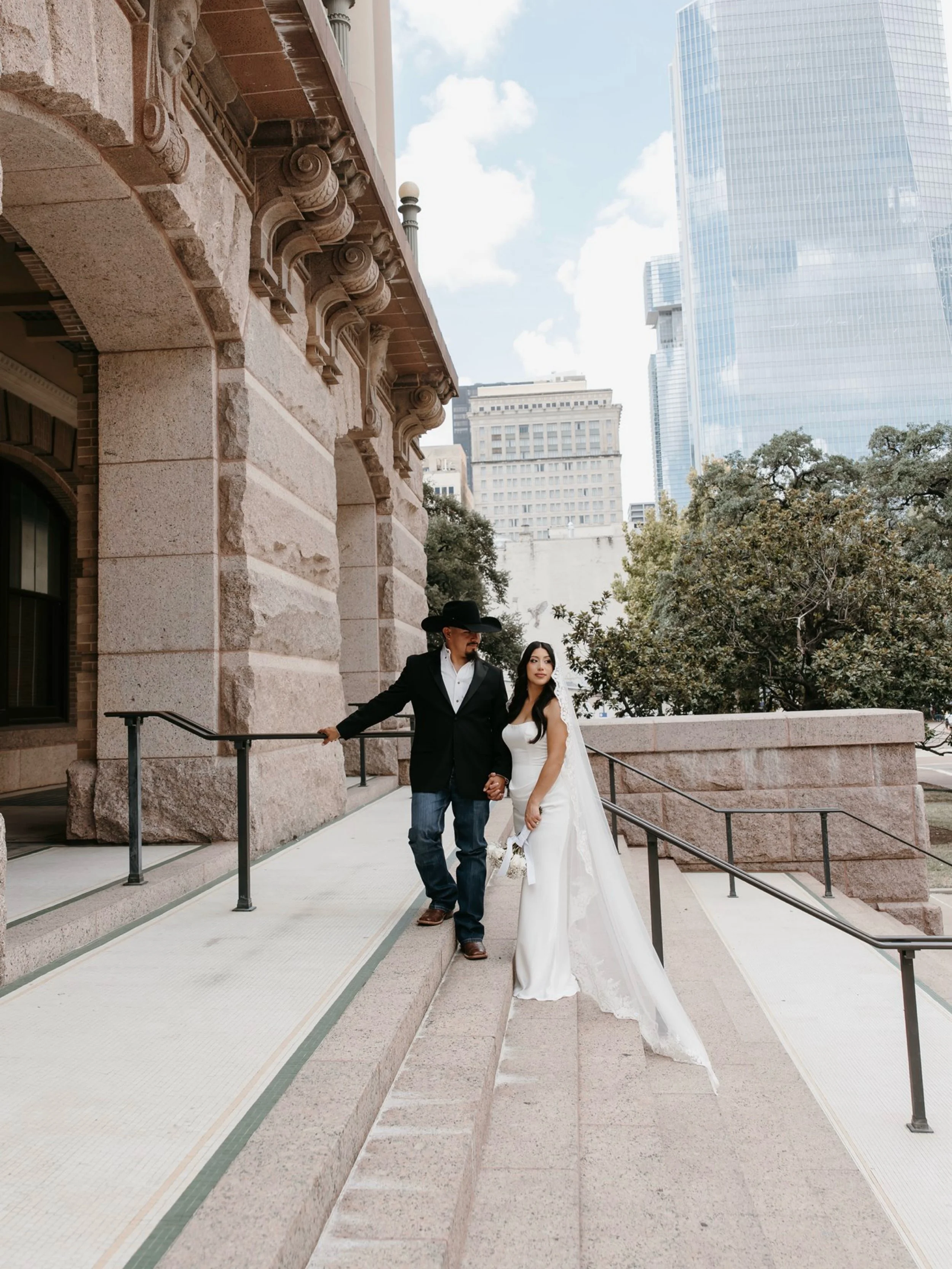 Proof that sometimes the simplest celebrations leave the most lasting memories.

#ZairaMarinaPhotography #HoustonElopementPhotographer #IntimateWedding