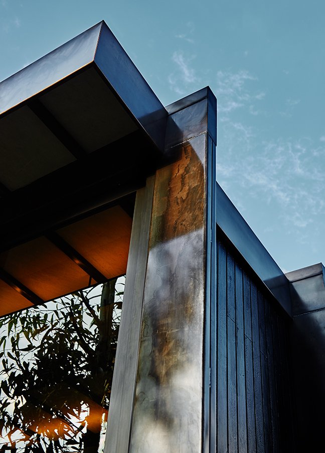 LOUNGE IN THE AIR 1.jpg