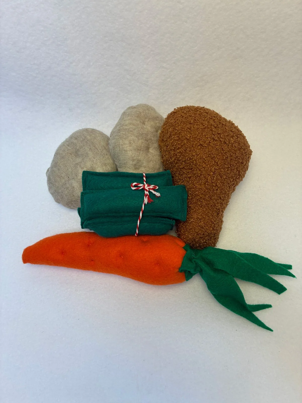 The_Quiet_Cook-Roast-chicken-Dinner-out-of-bag.jpg