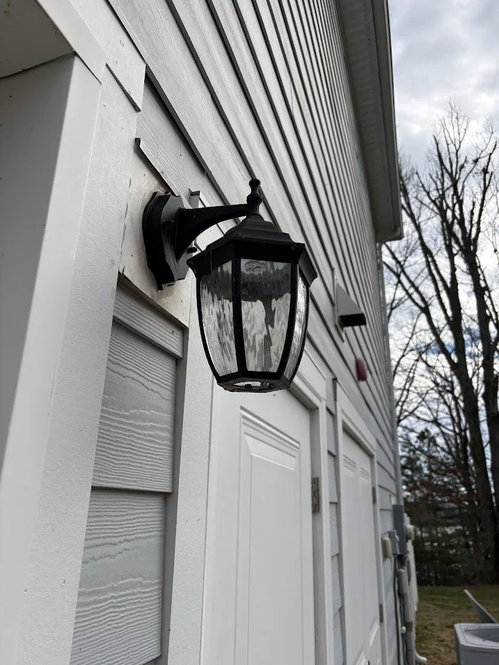 Exterior light fixture intallation