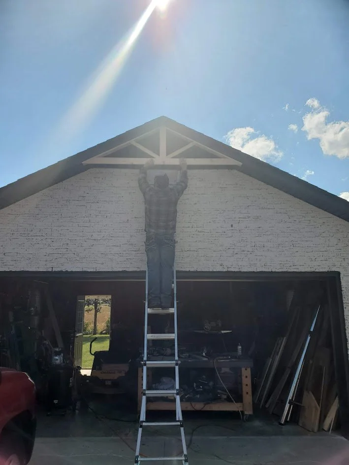 trim, carpenter, woodwork, consrtuction