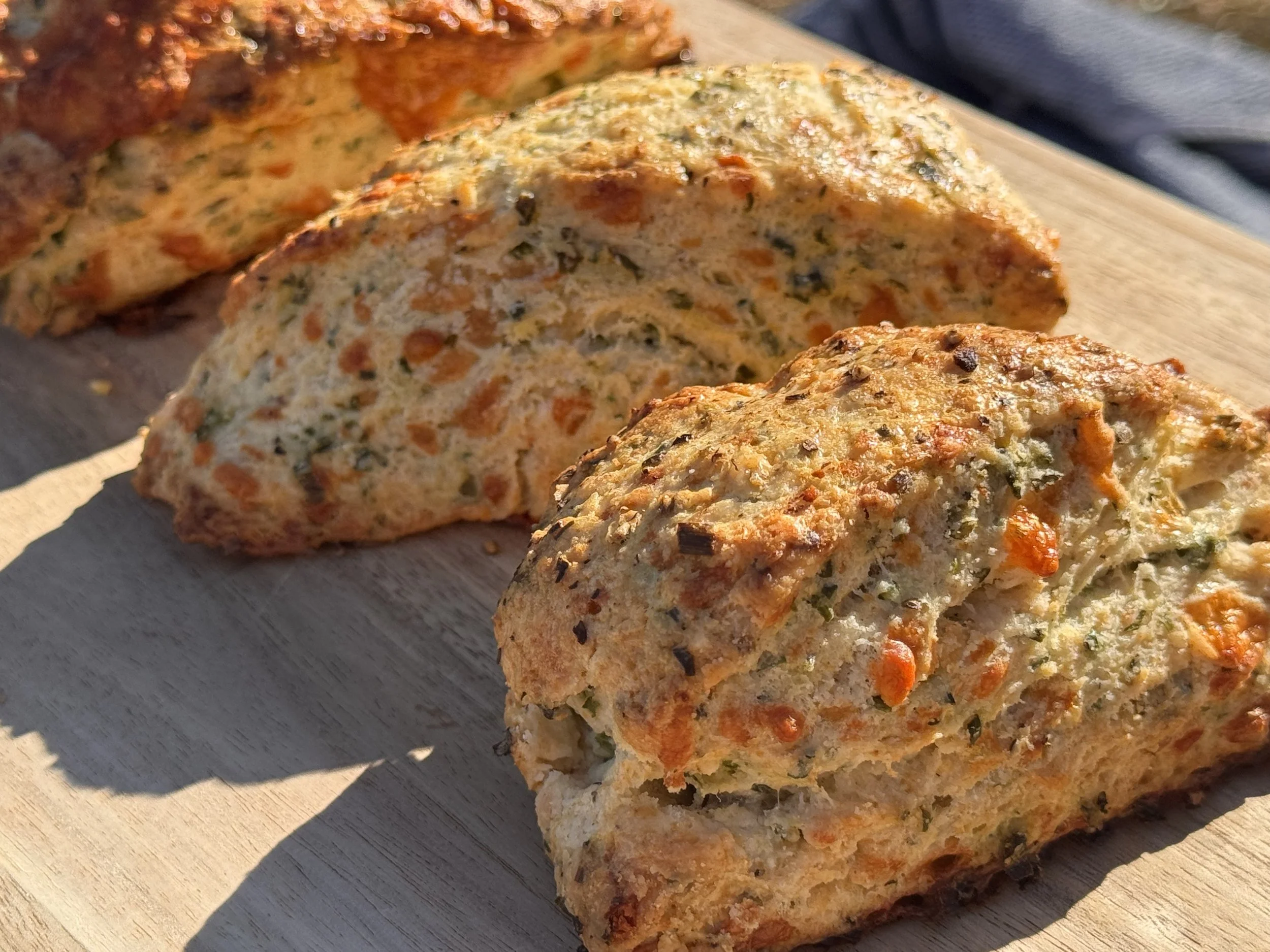 cheddar chive scones