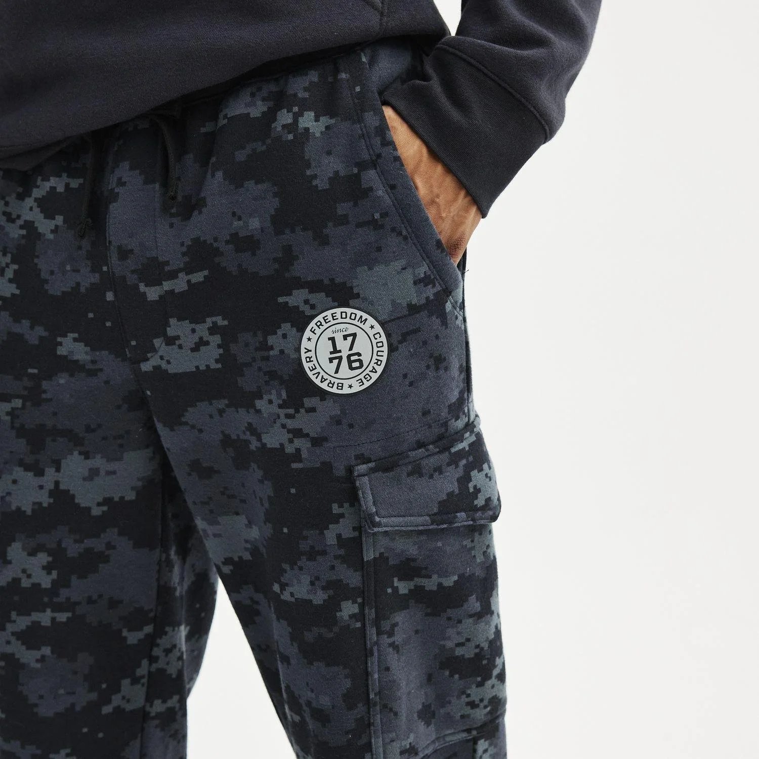 VETERANS DAY_Page_31_Image_0003.jpg