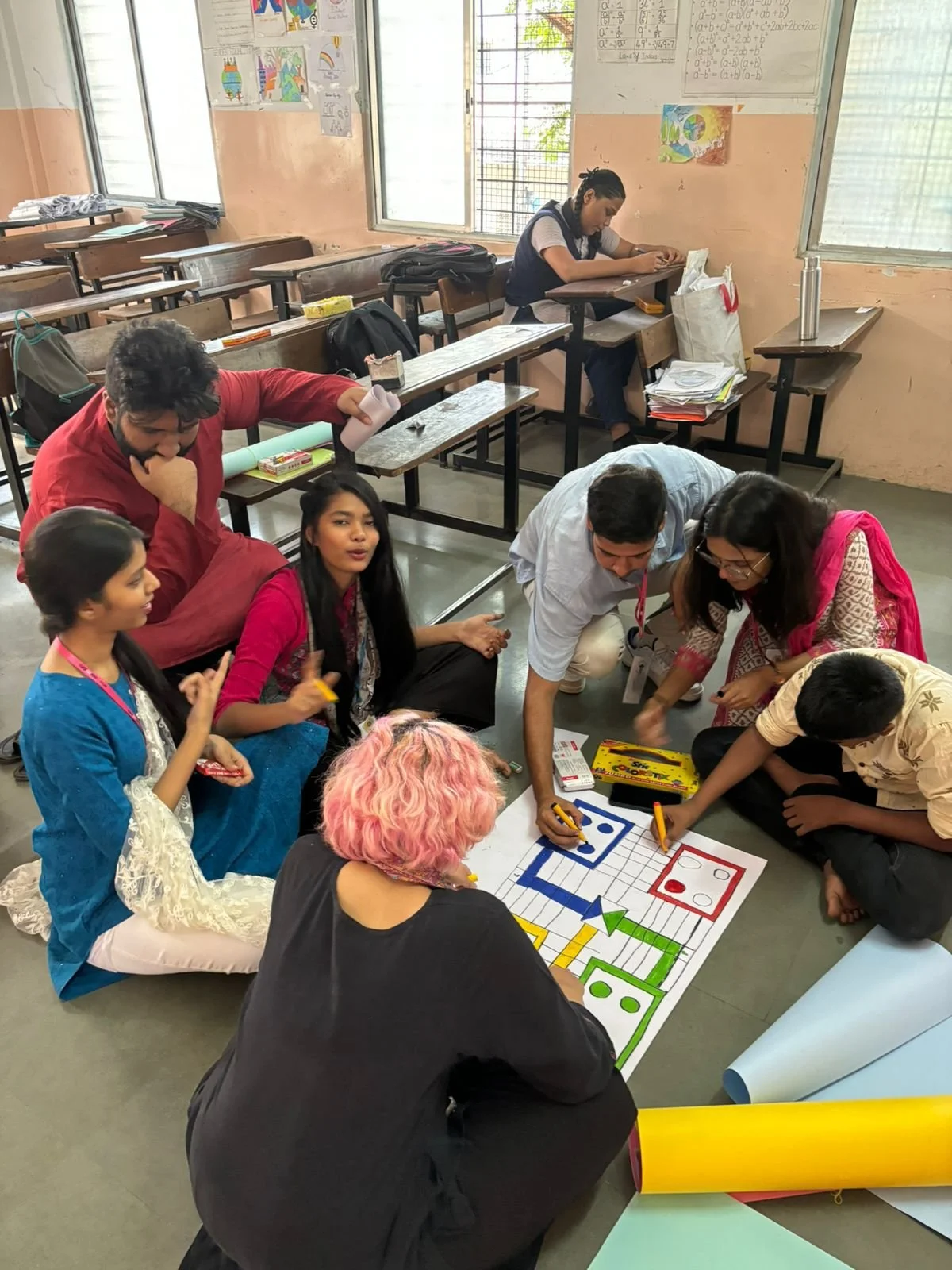 Fellows and students in action!