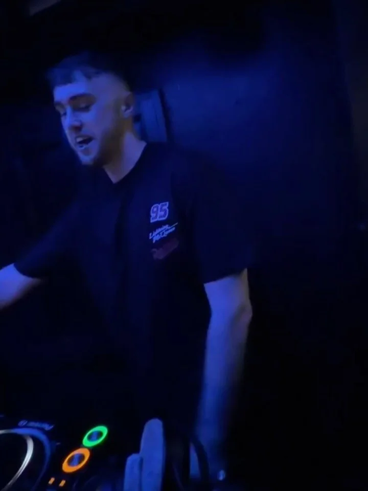 No better feeling than playing in front of a packed room and everybody is on that journey with you ❤️

Thanks for @interbeat_event for having me

And big love to everybody who travelled to see me 💫

The full set is up on soundcloud to listen to alon