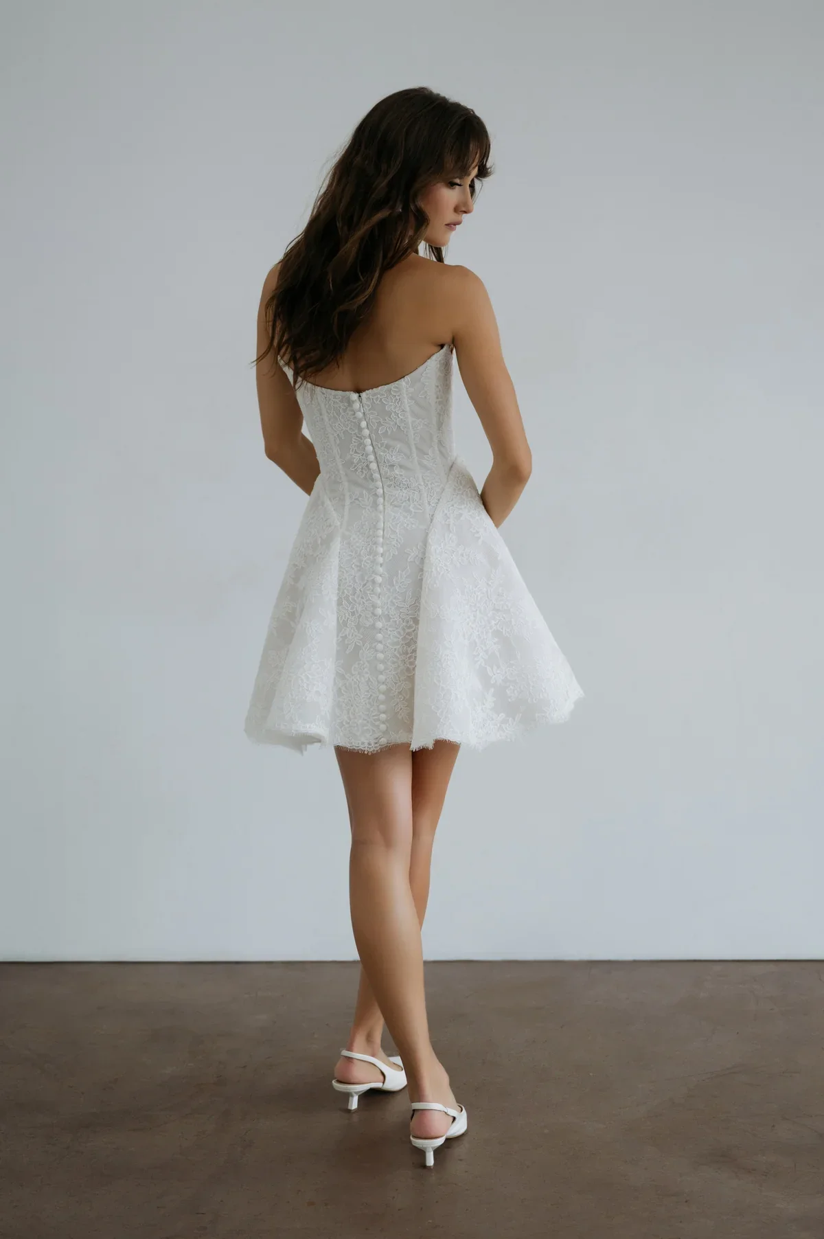 Vera_36277_Edited_2400x3600_153d6aa6-0499-4d89-aad2-39afcaabcf41.webp