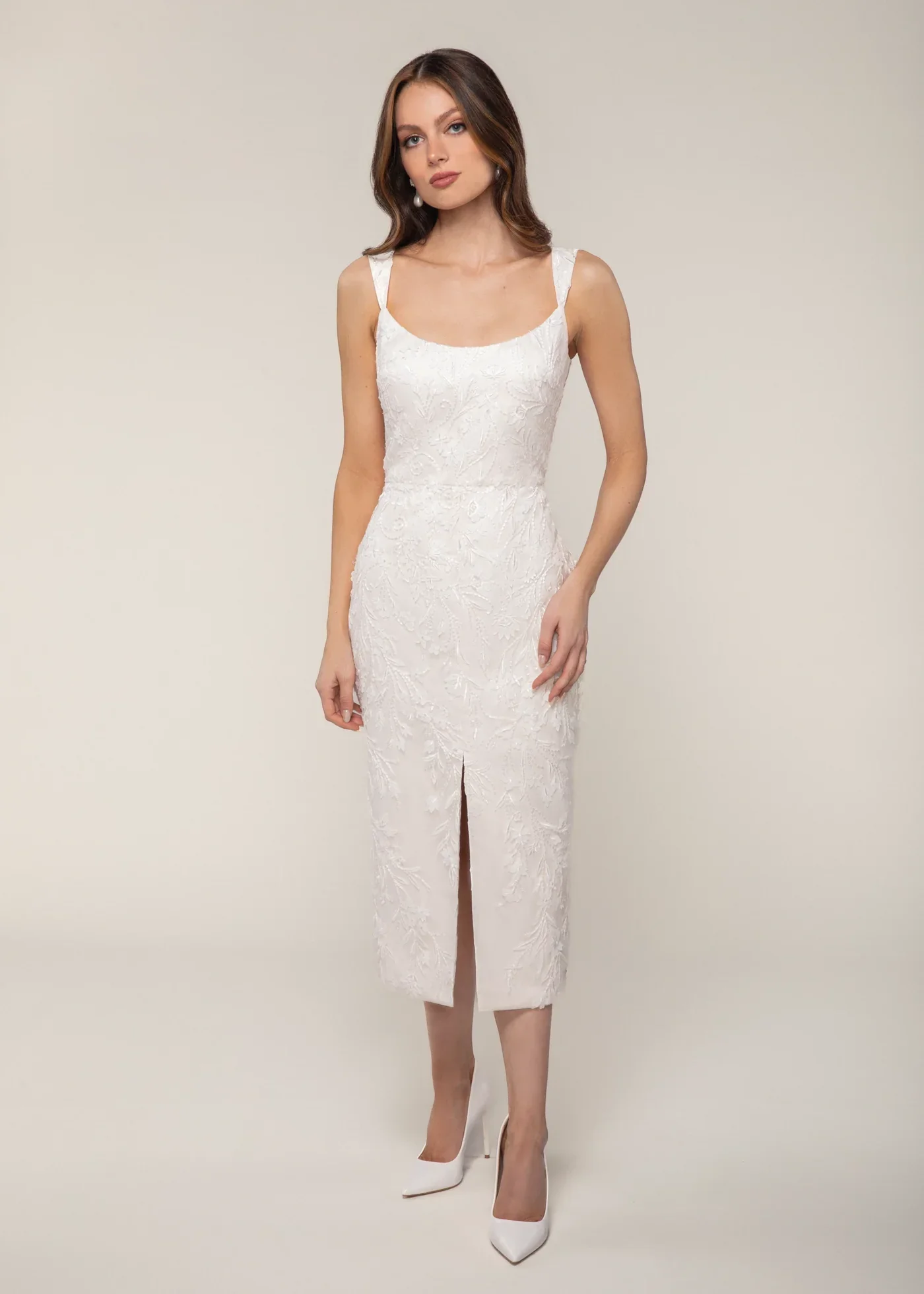 anne-barge-little-white-dress-magic-moment.webp