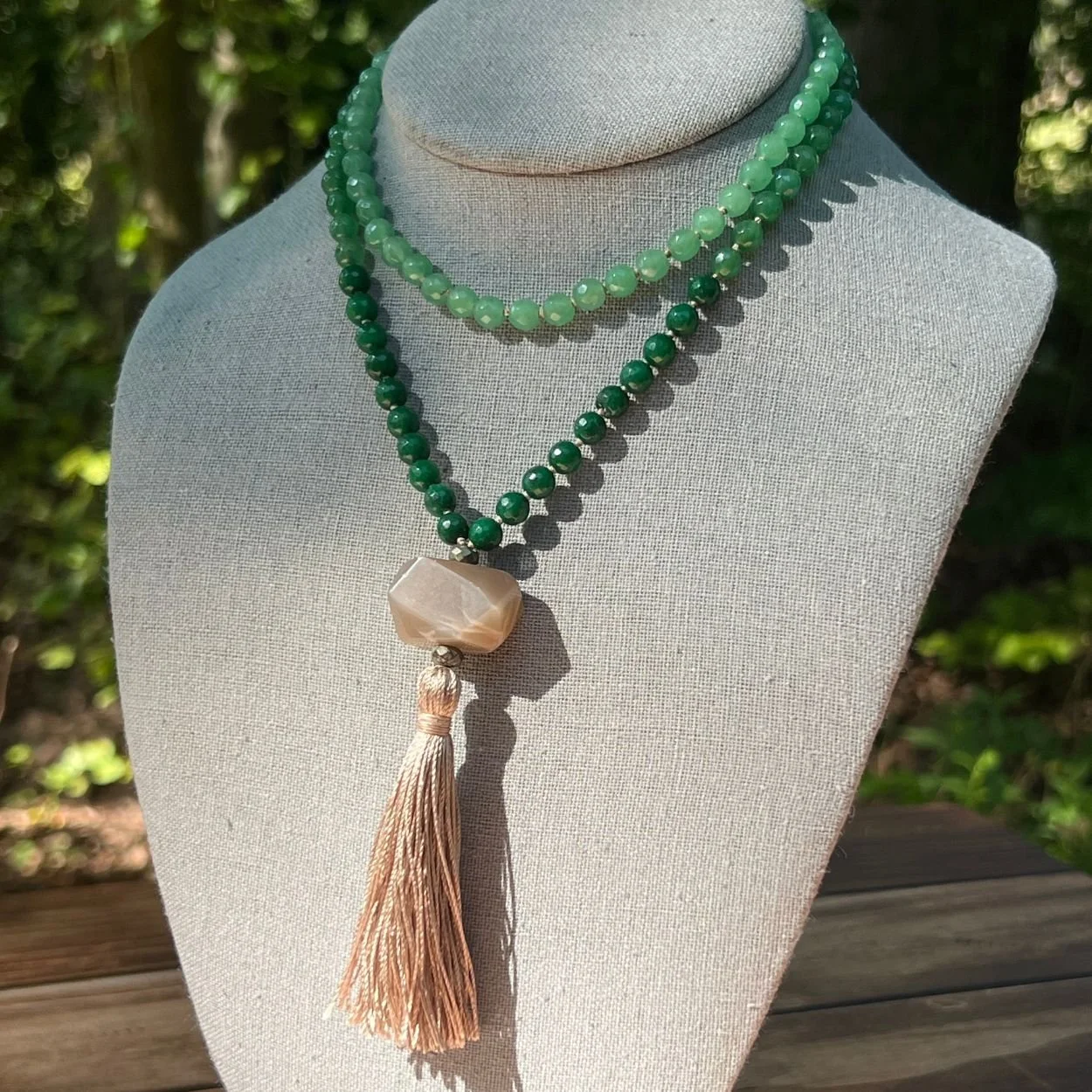 Jade Ombre Mala