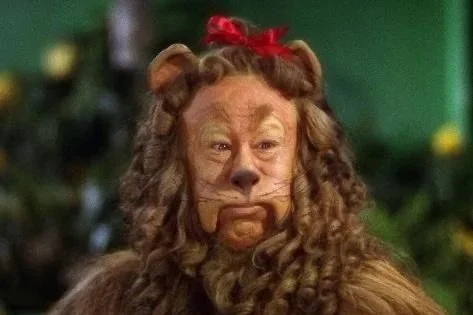 HOTEL ROOM - SATURDAY