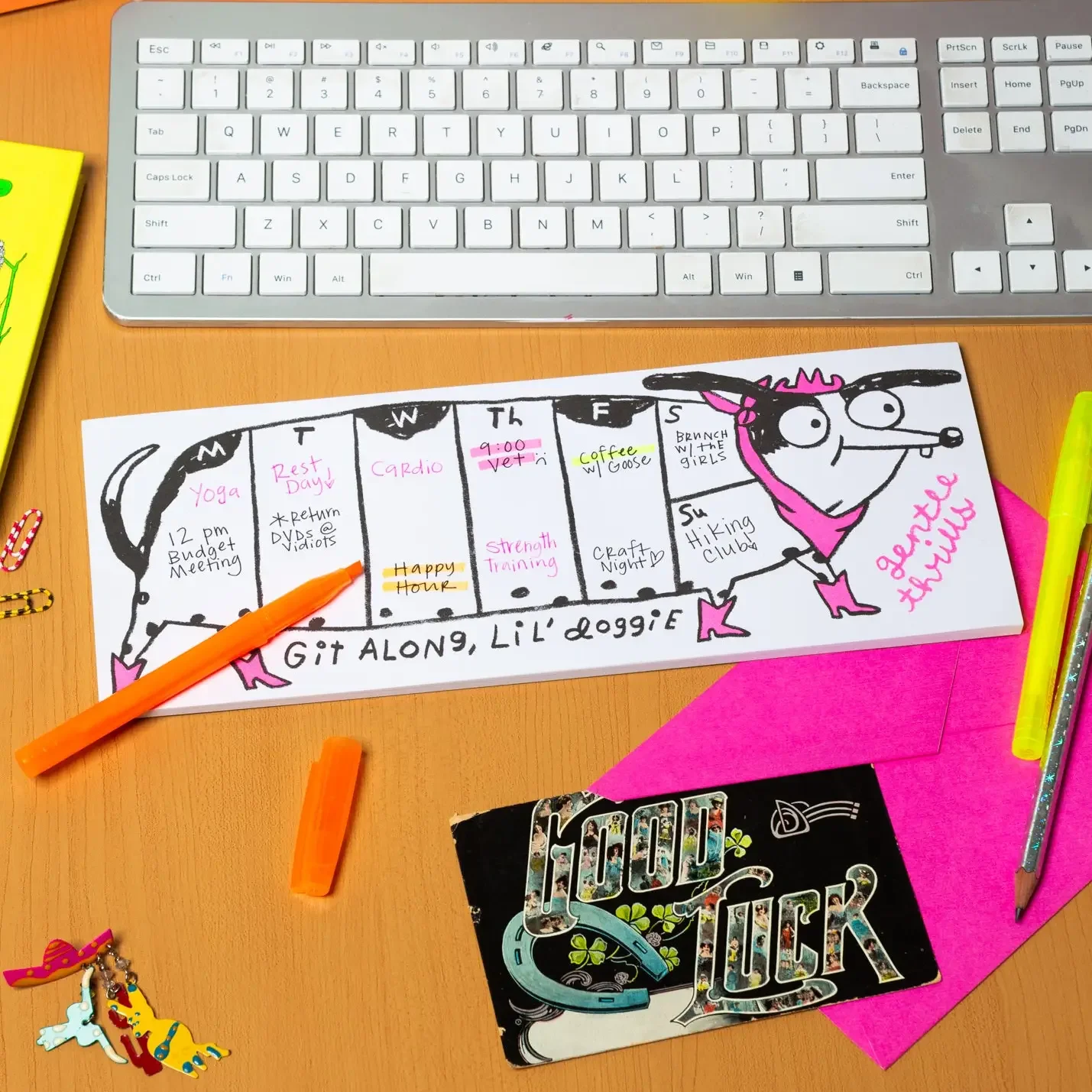 GENTLE THRILLS Weekly Desk Pad