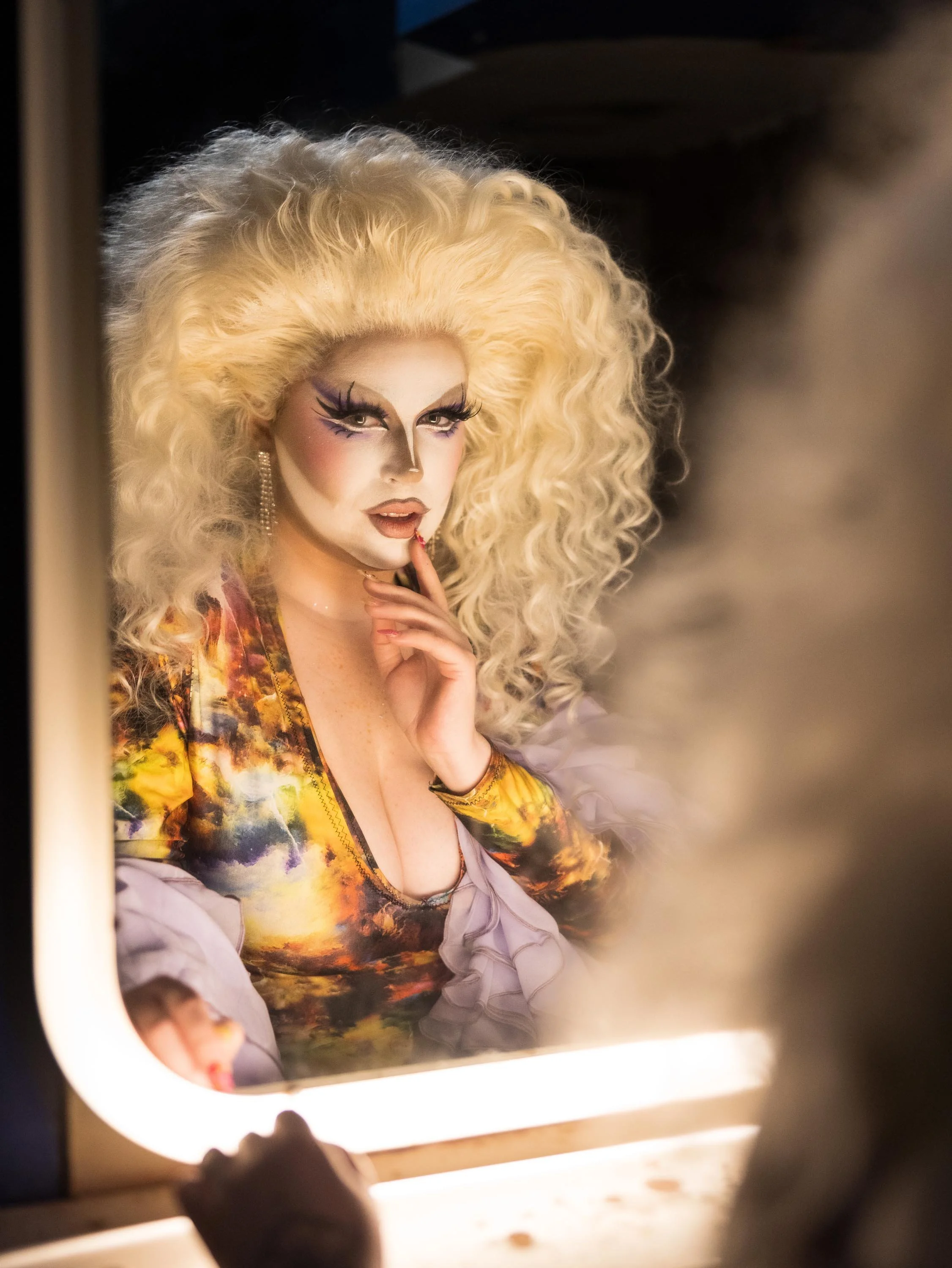 Nita Squeeze Backstage