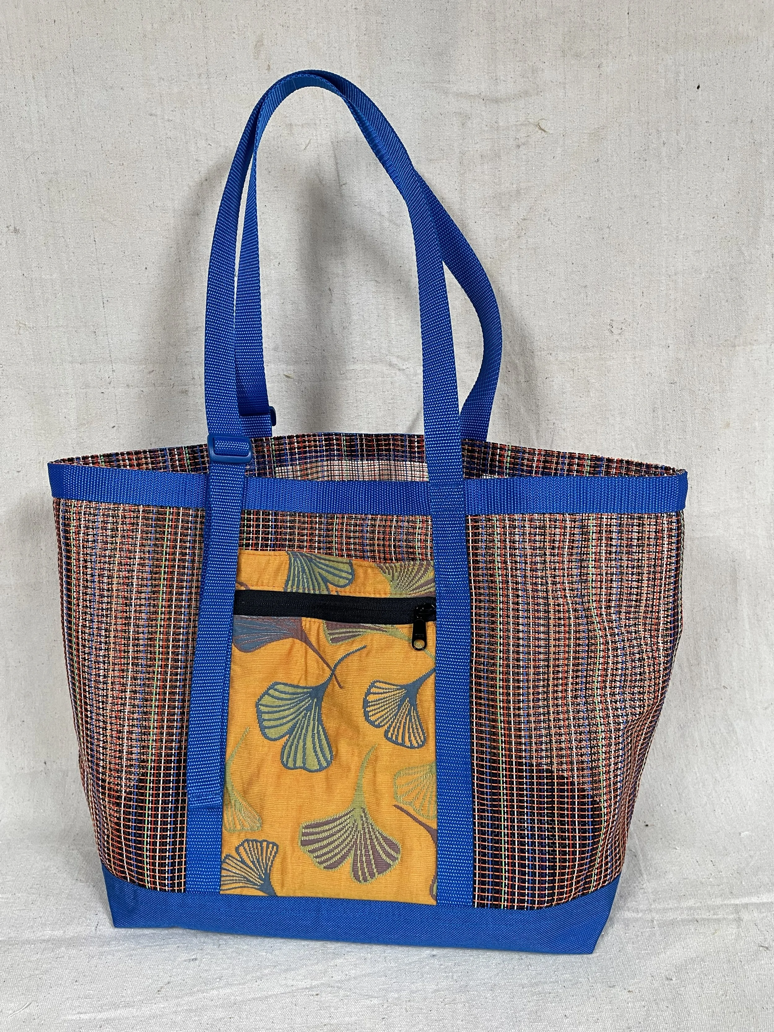 beach tote blue yellow flower.jpeg