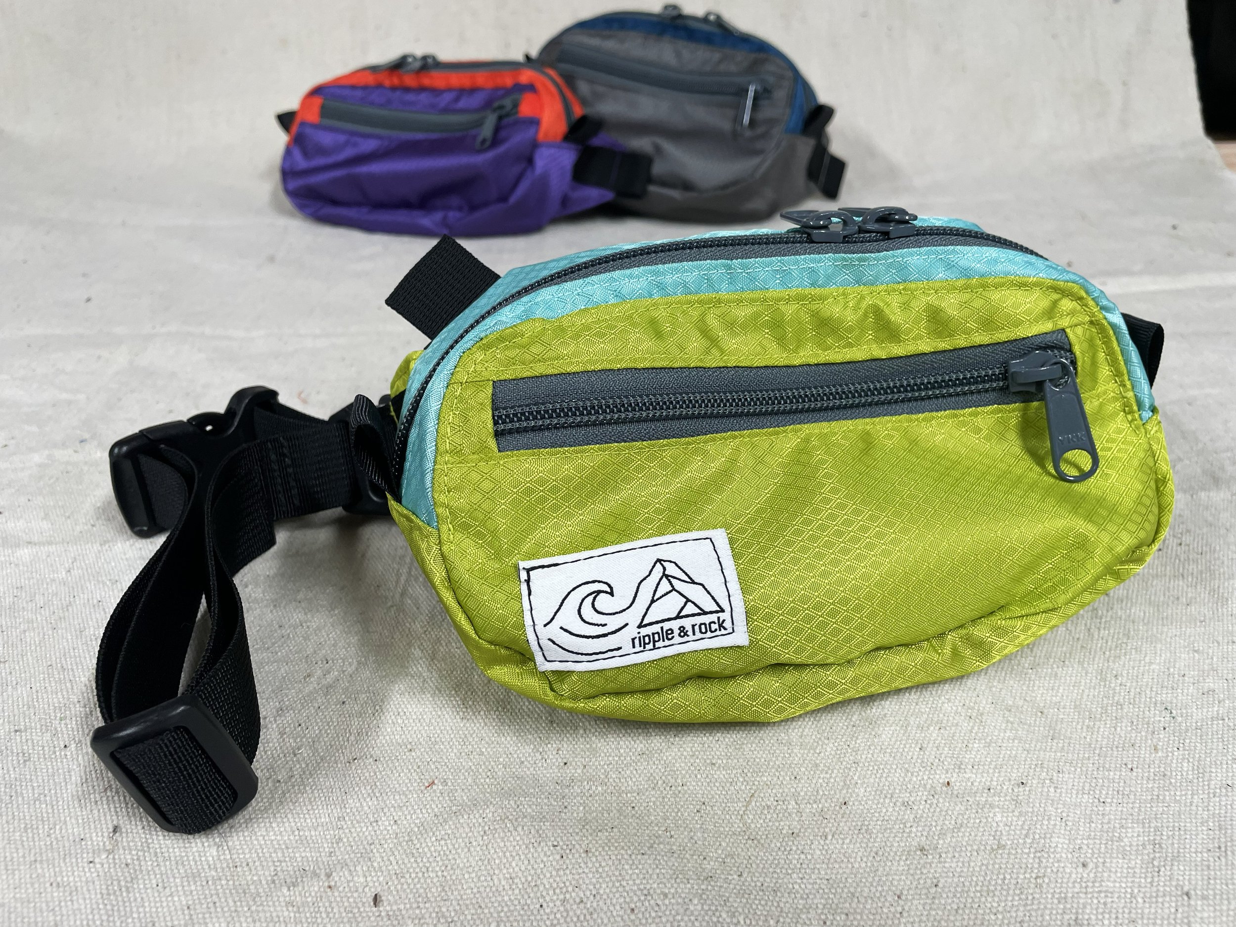 Panorama hip pack - custom color