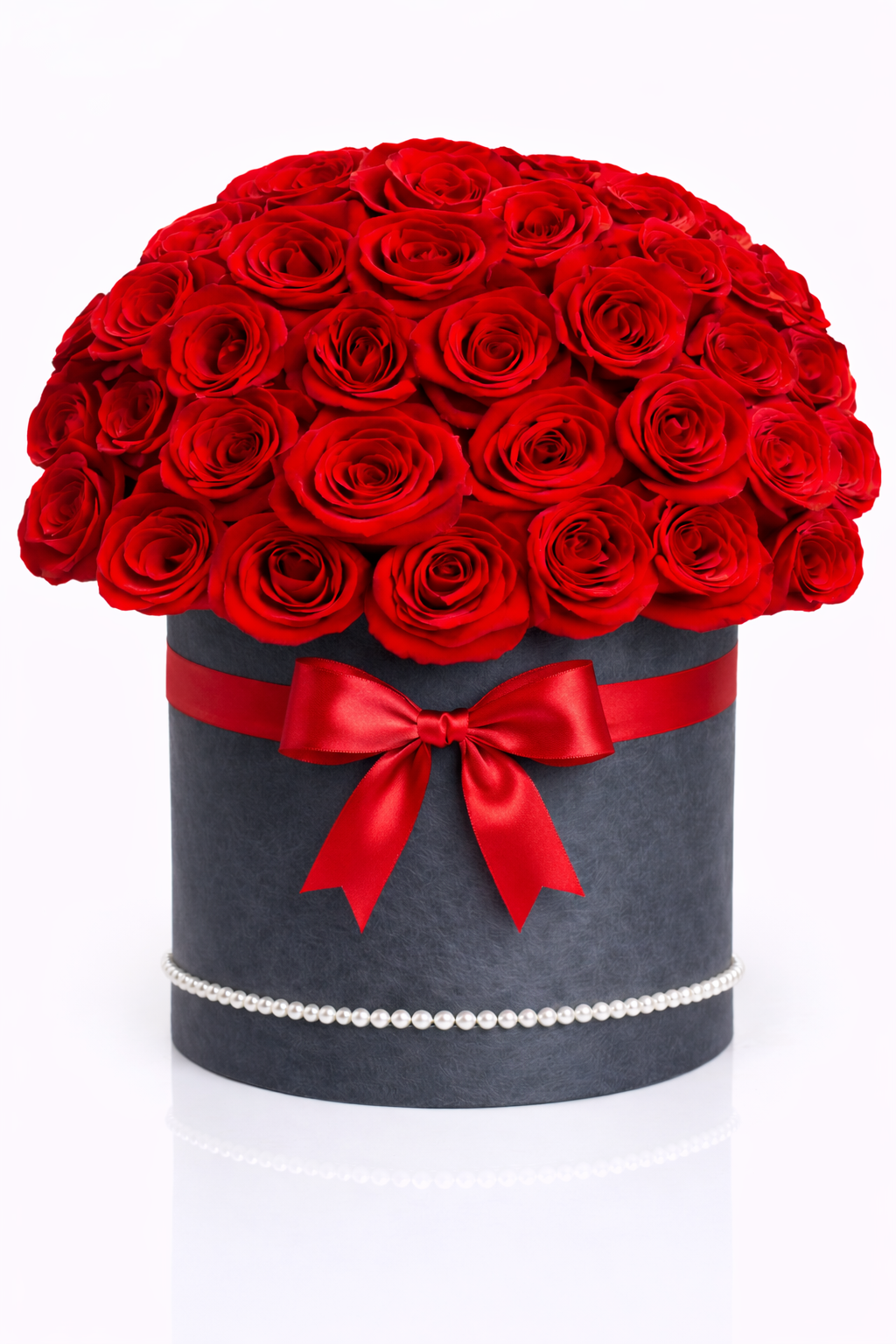 Signature Floral Box red roses black  box pearls and bow.png
