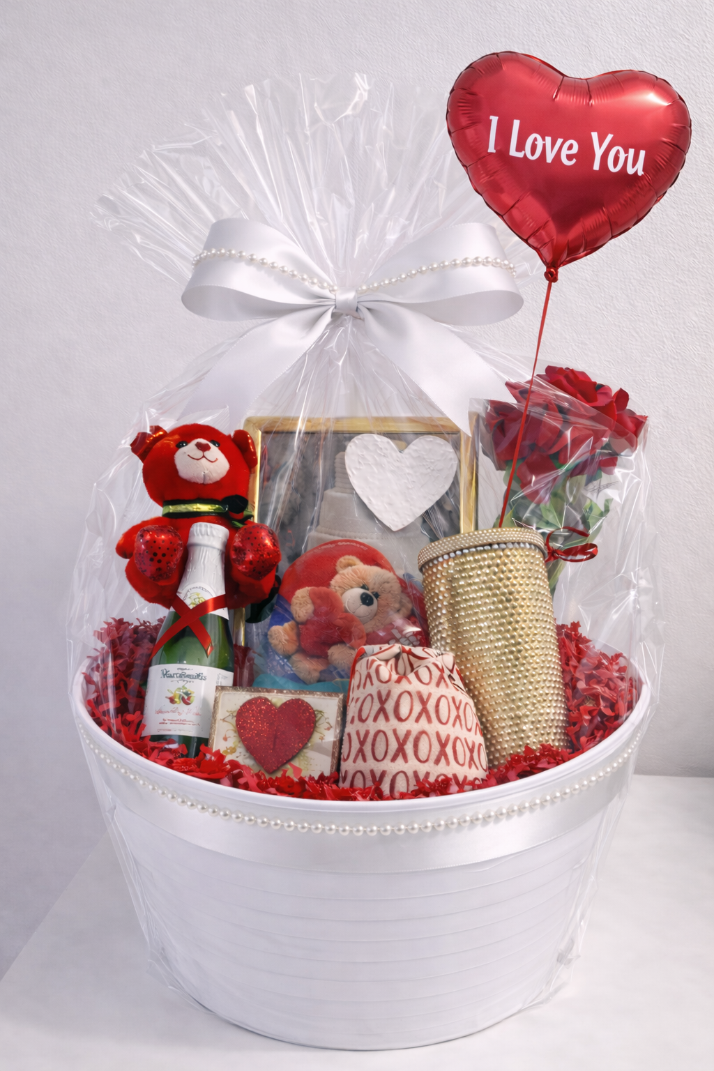 I Love You red white gift basket propofParisgiftbasketsandflowers.png