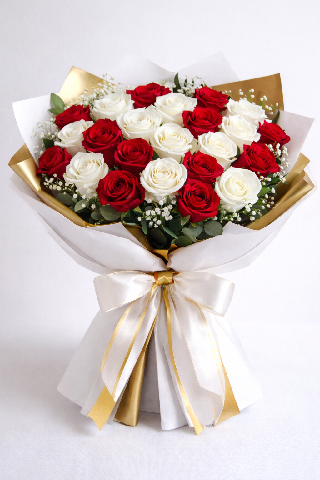 24 roses ivory and red.png