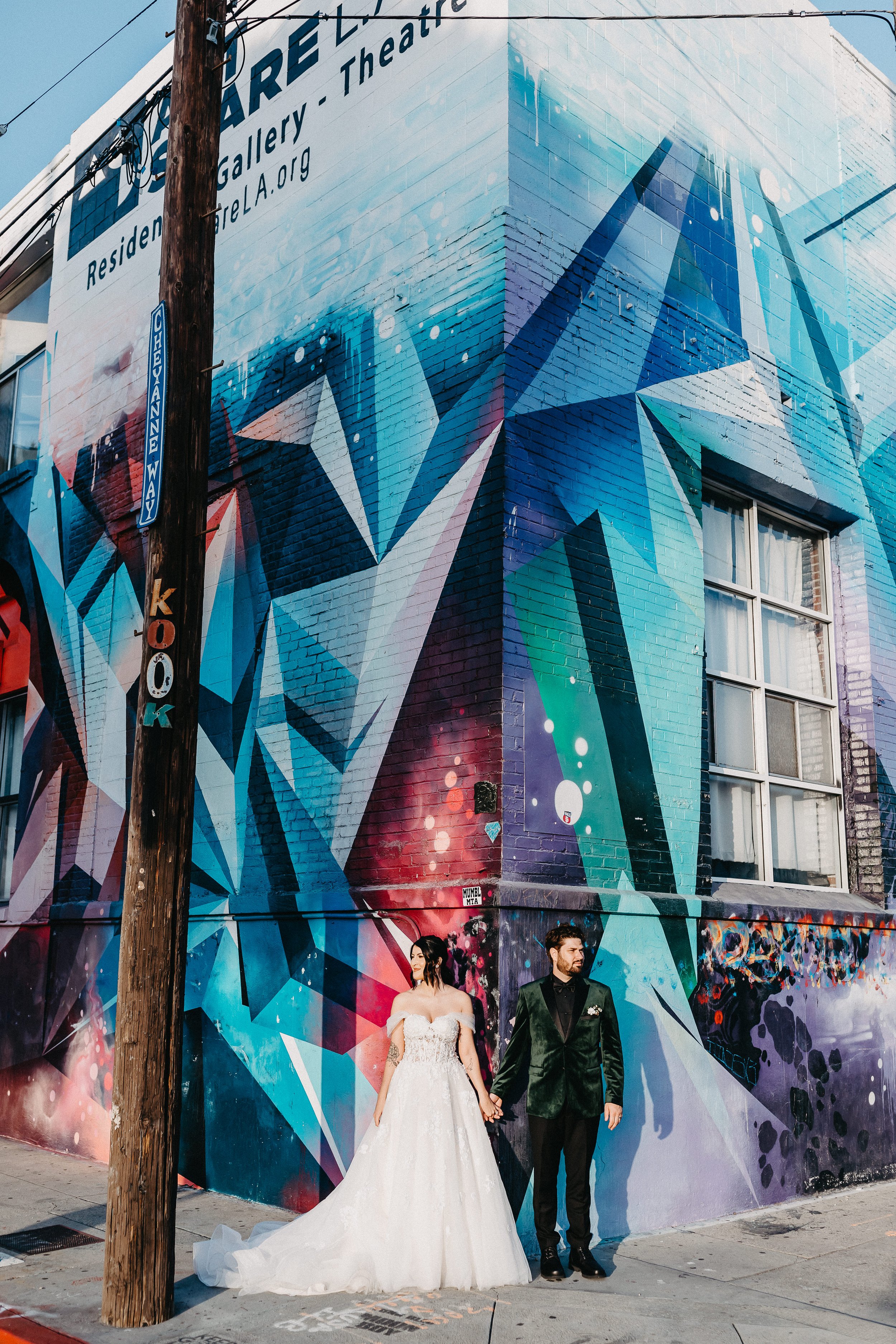 Amanda-Caitlin-Photography-Angelina-Skyler-Millwick-DTLA-Los-Angeles-modern-industrial-wedding-416.jpg