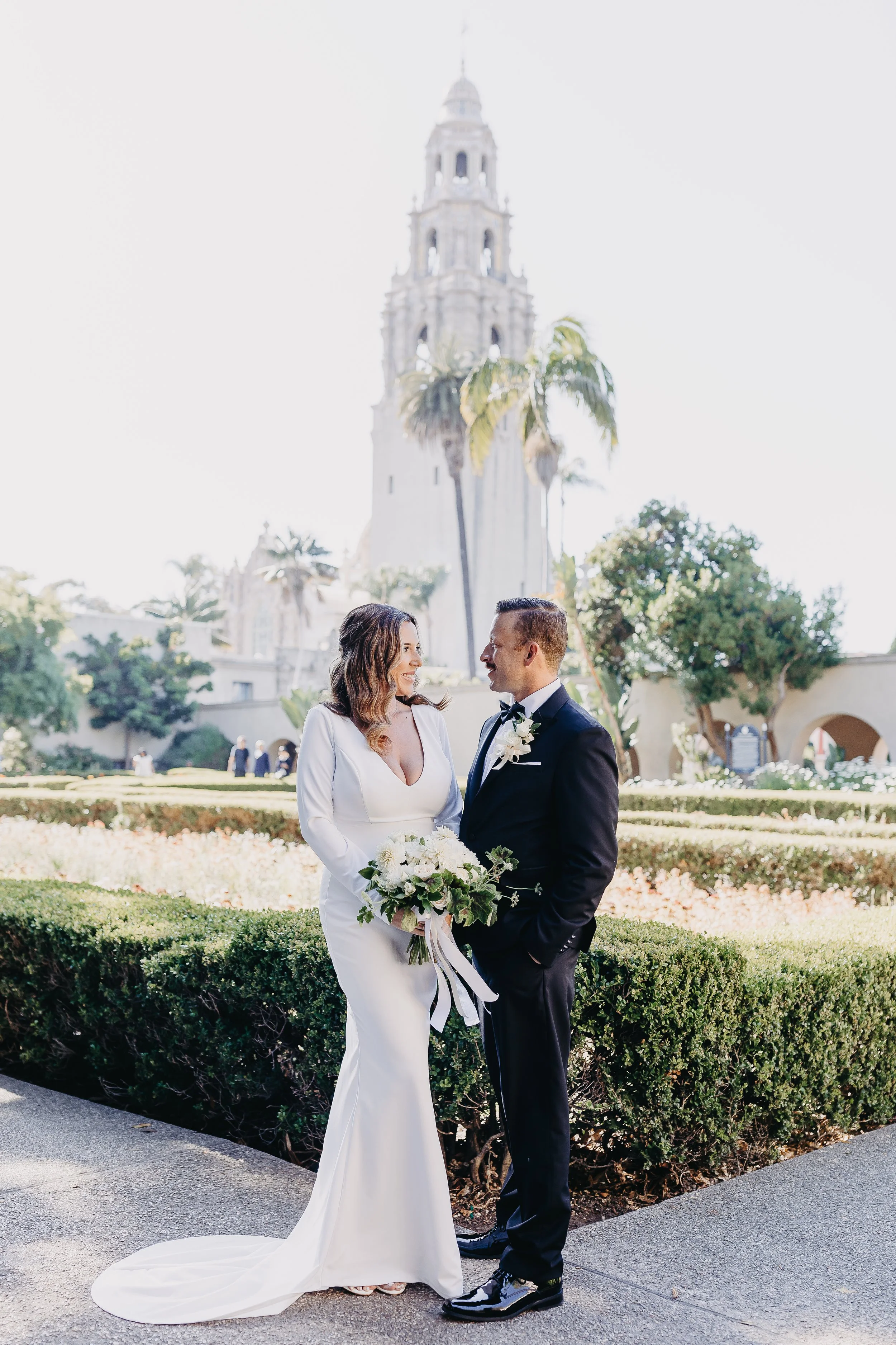 Amanda-Caitlin-Photography-Randi-Jon-Balboa-Park-Alcazar-Garden-San-Diego-wedding-previews-16.jpg
